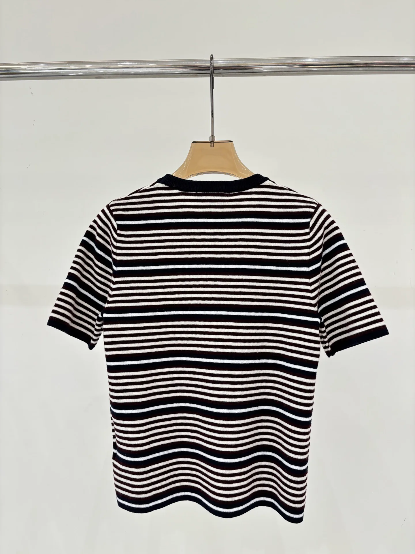 Футболки Женские Prada 11670356