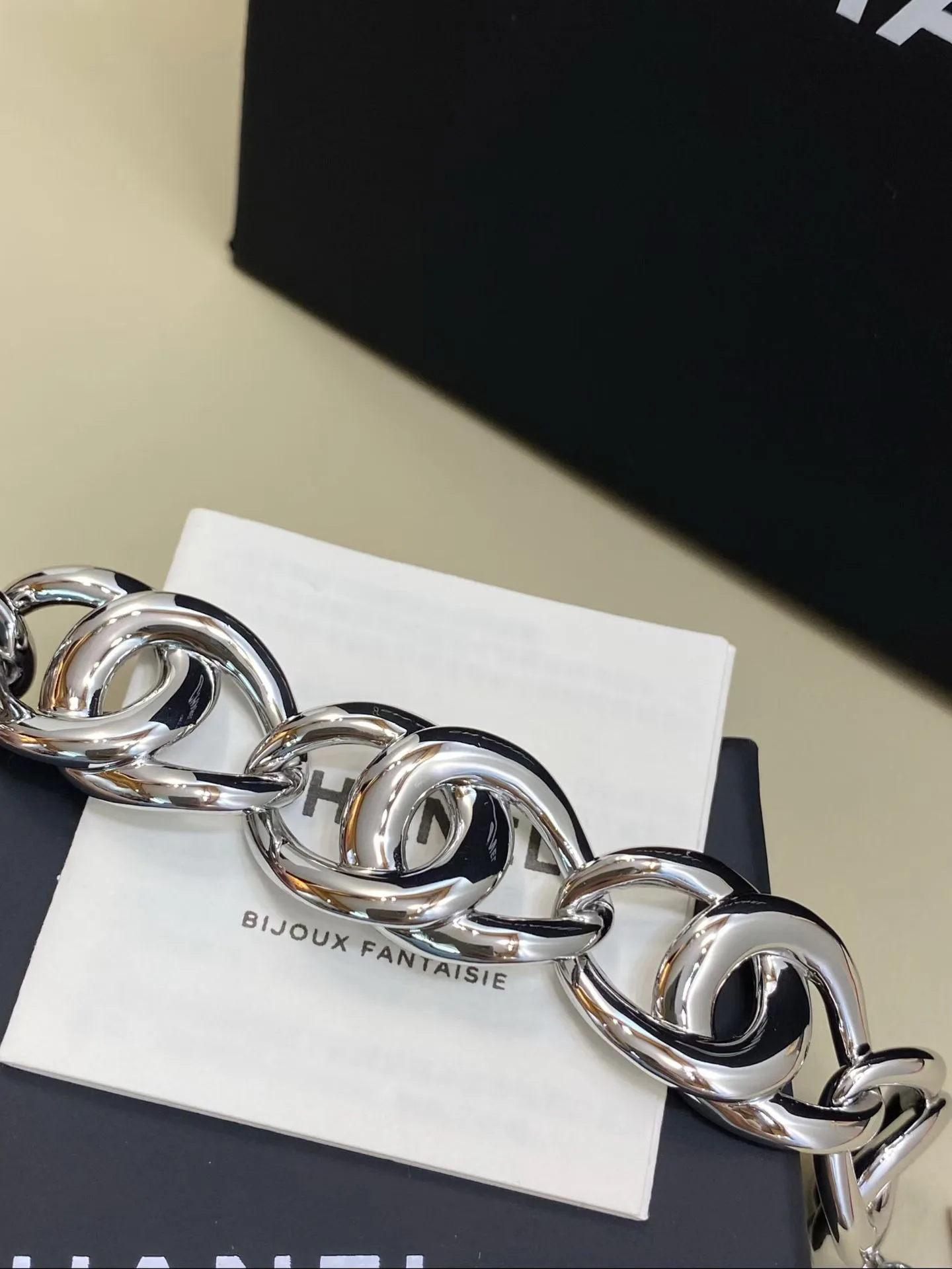 Бижутерия Chanel 18122748