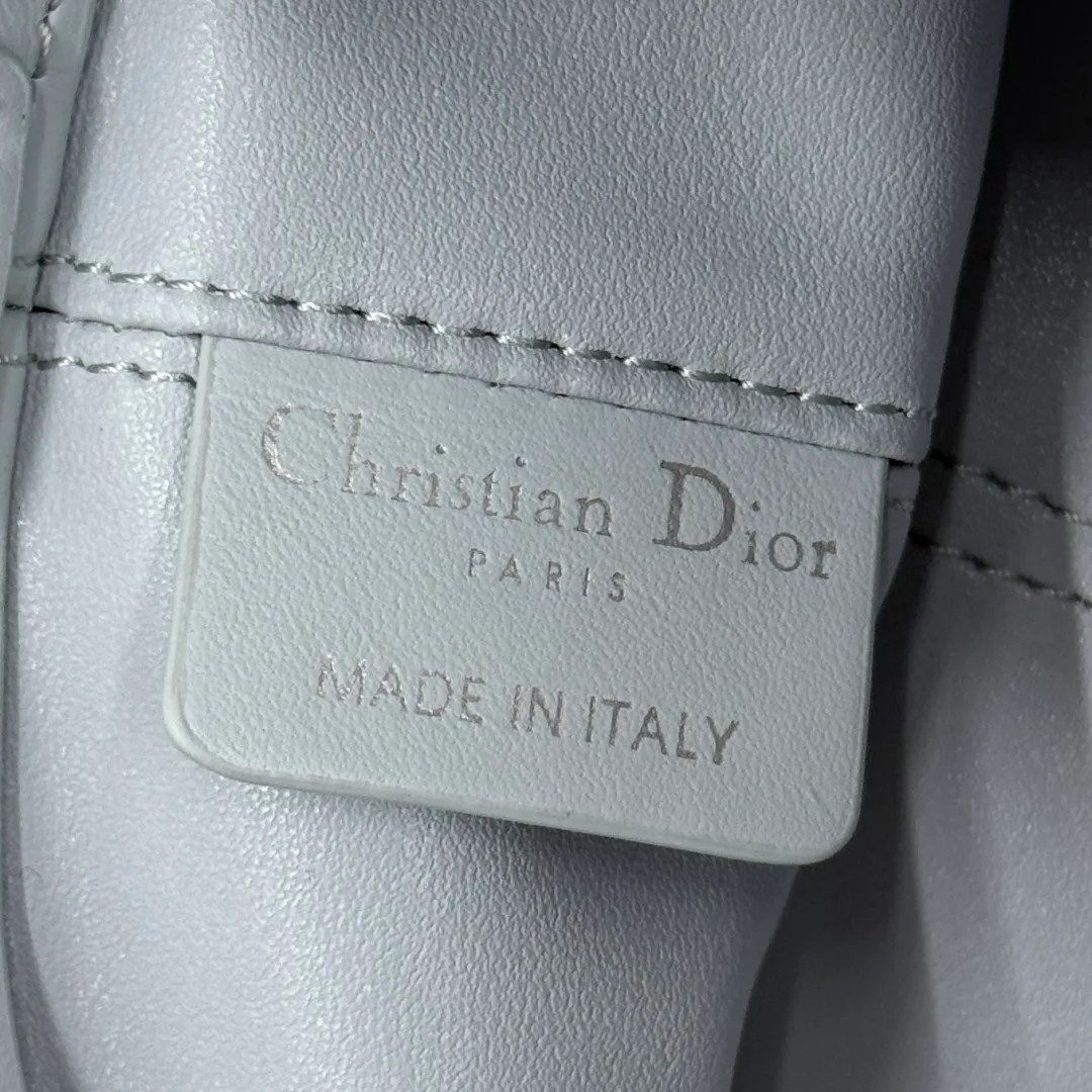 Классические Сумки Женские Christian Dior 11905827