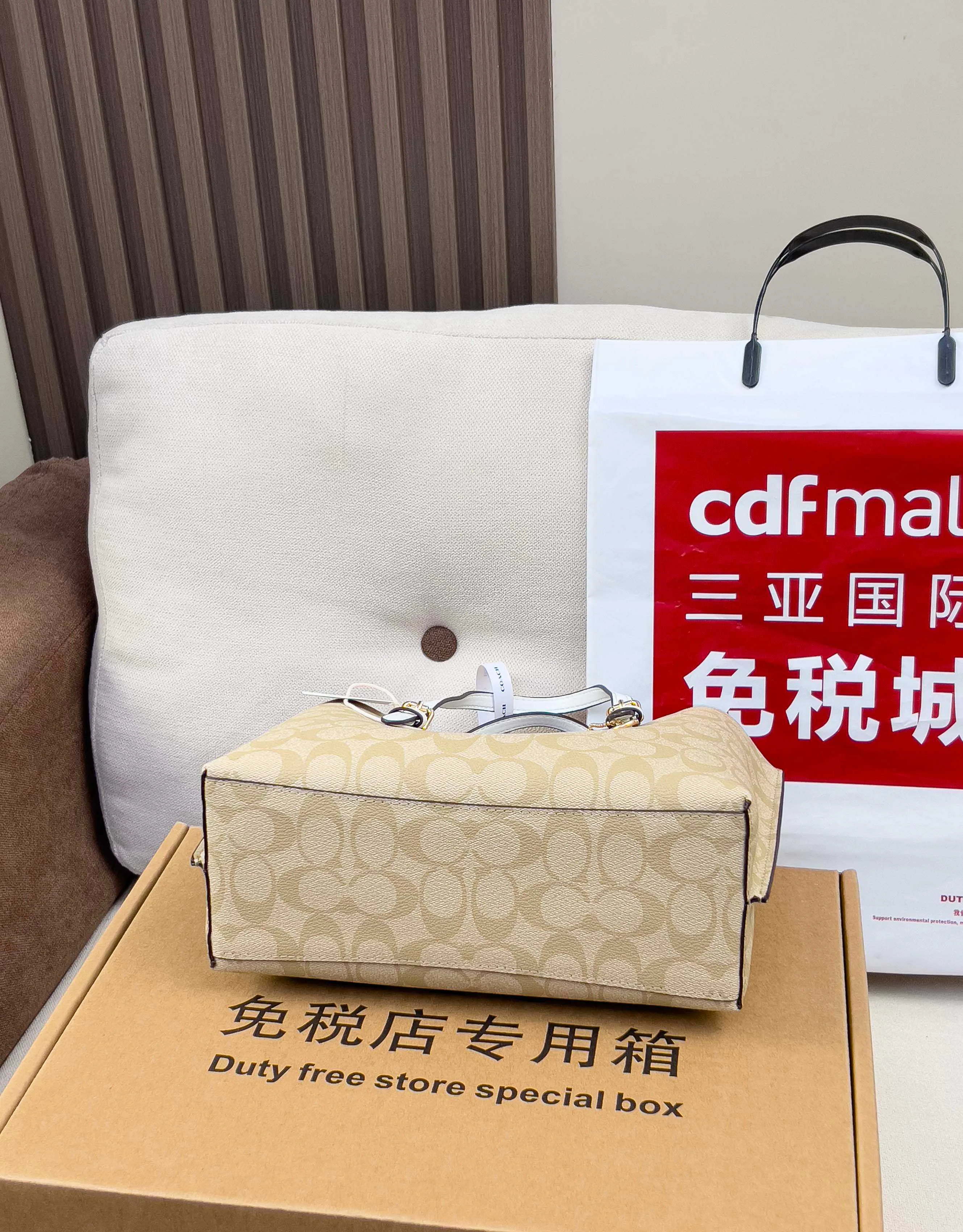 Классические Сумки Женские Coach 1864361