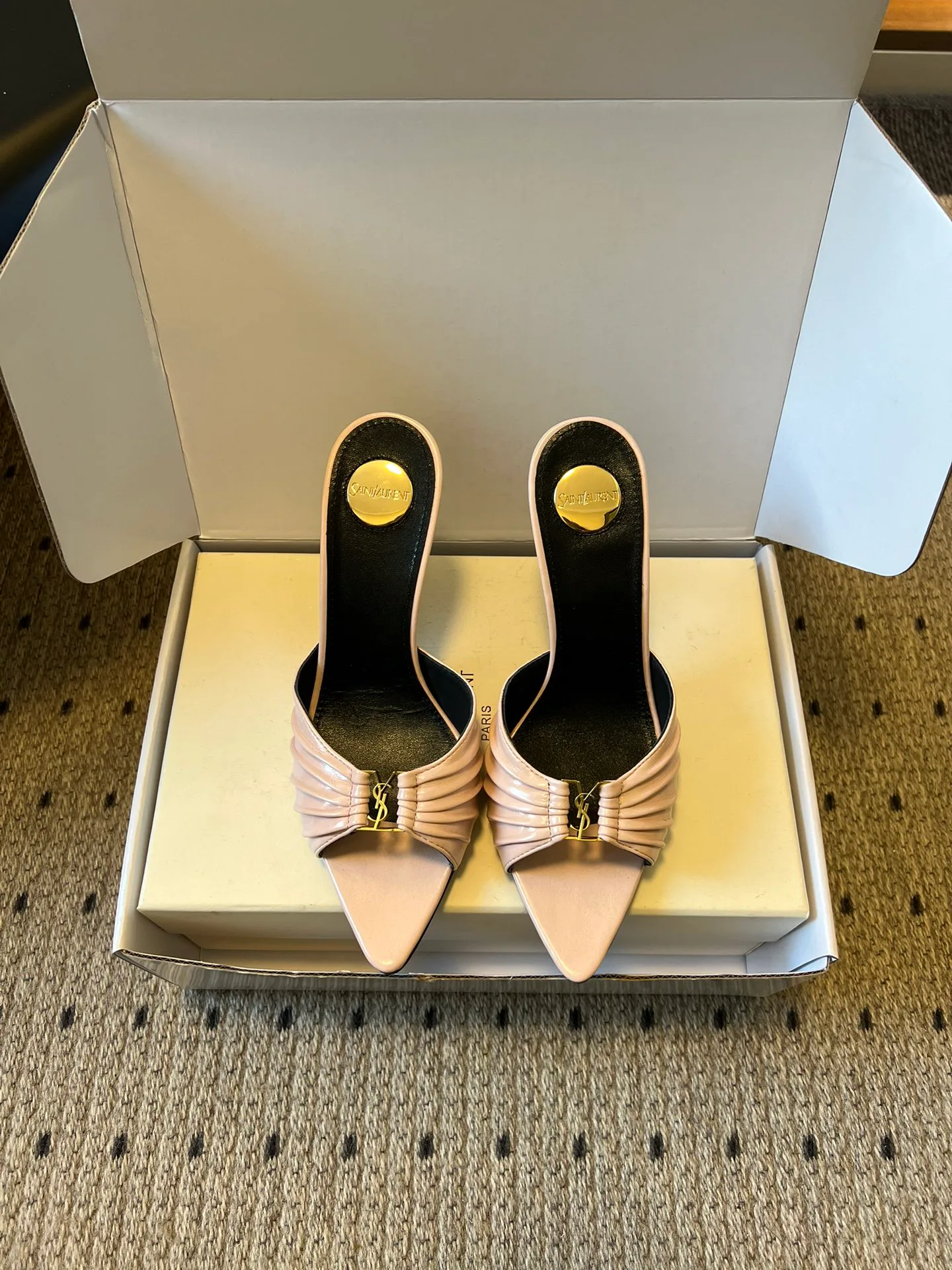 Босоножки Женские Saint Laurent 10835431