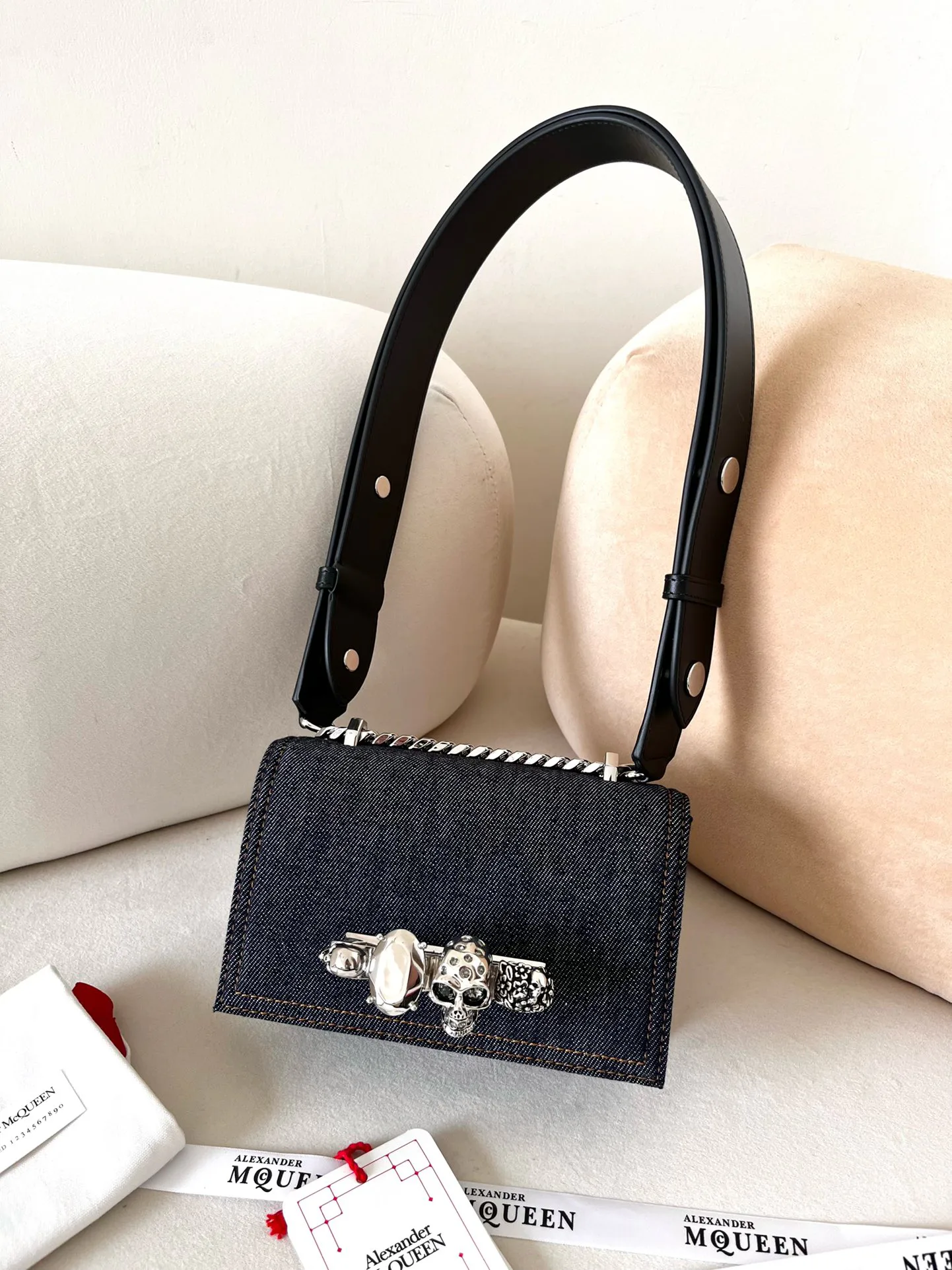 Сумки На Ремне Женские Alexander Mcqueen 11472488