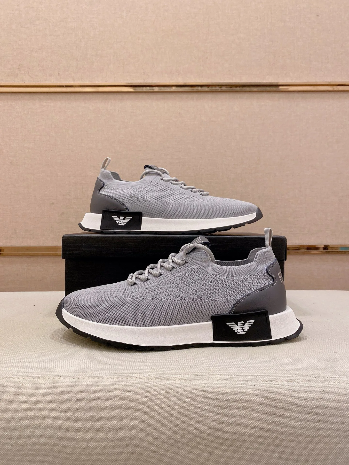 Кроссовки Мужские Armani 13293859