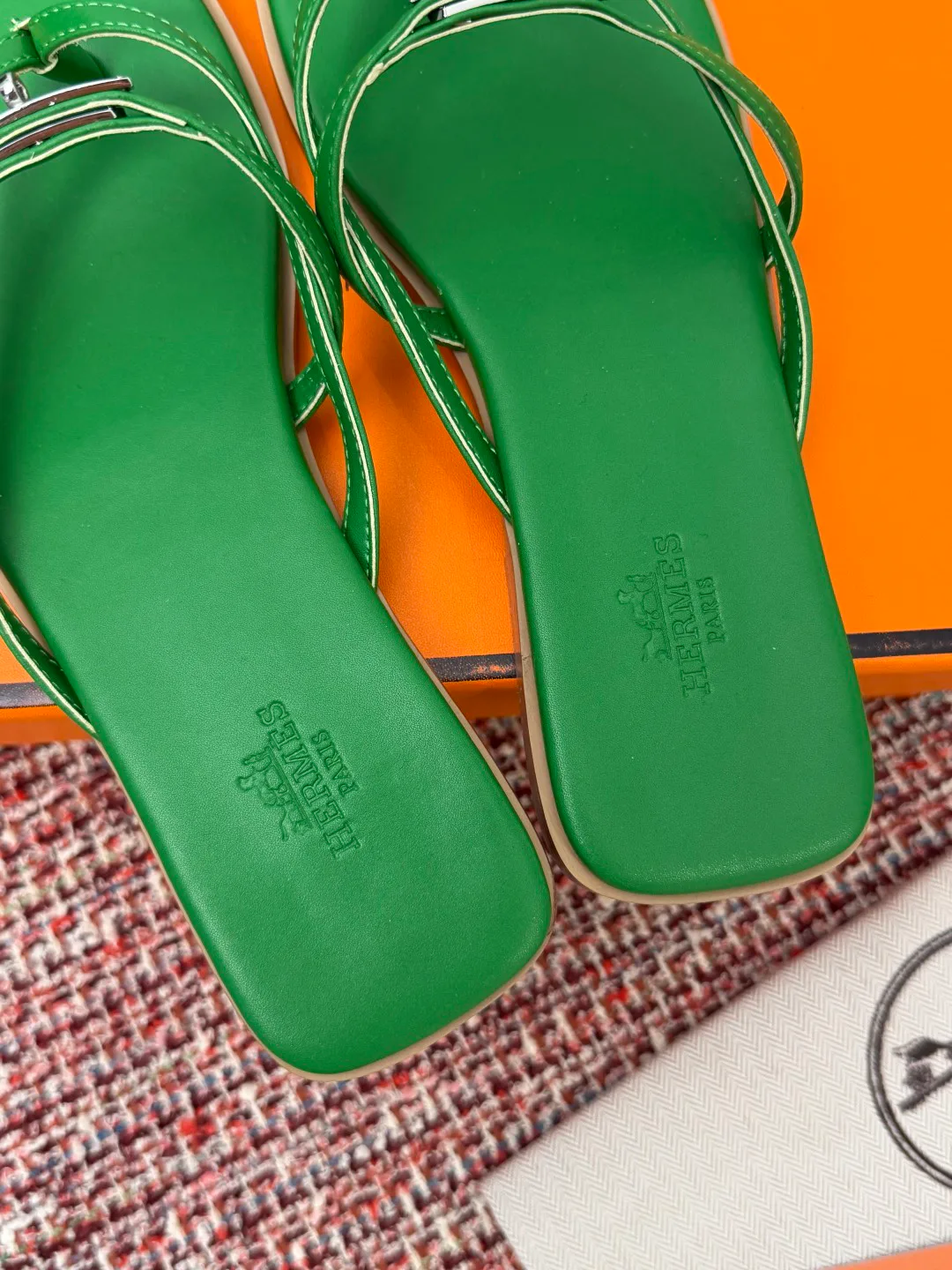 Шлепанцы Женские Hermes 1809516