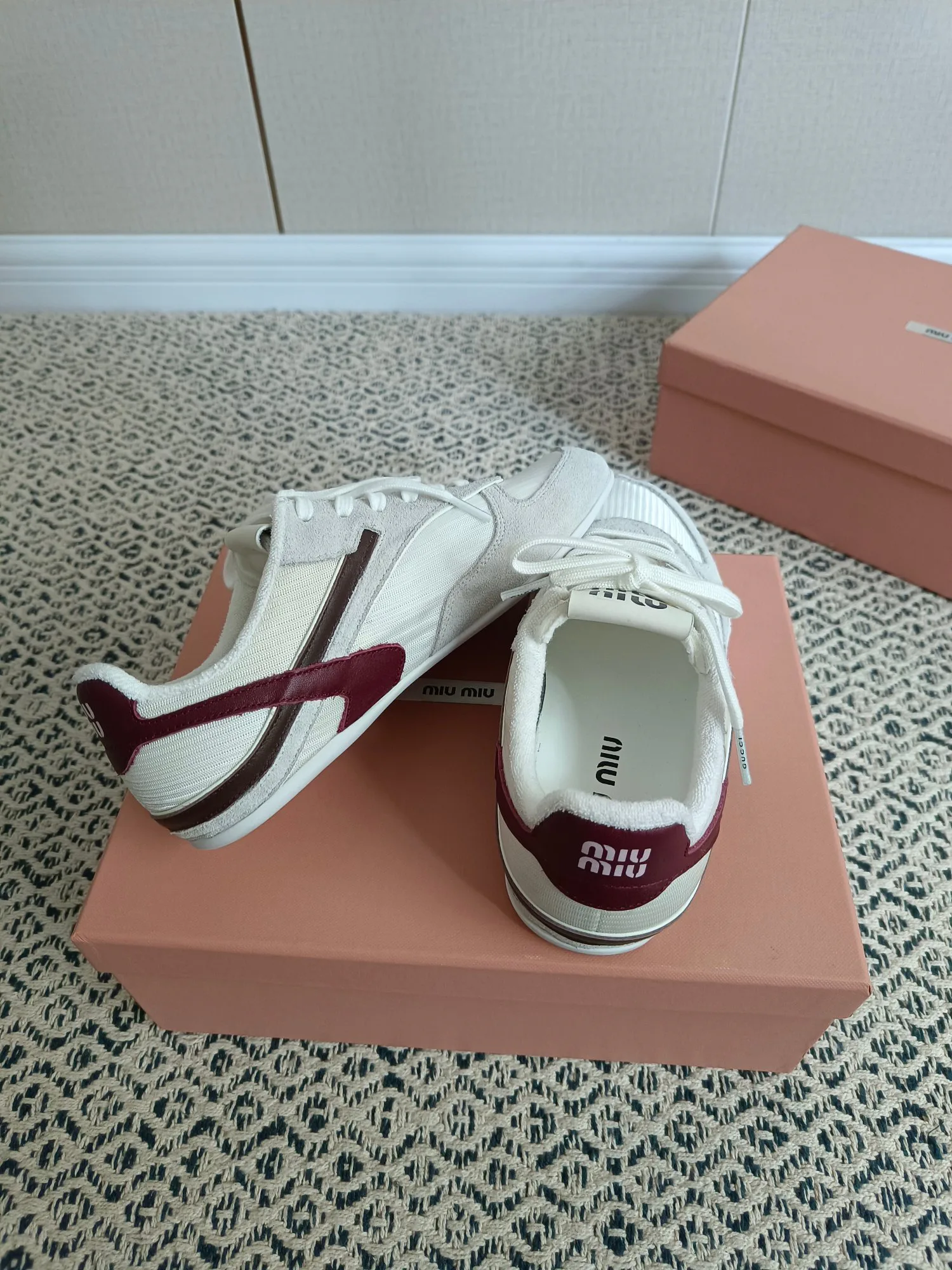 Кроссовки Женские Miu Miu 18273955