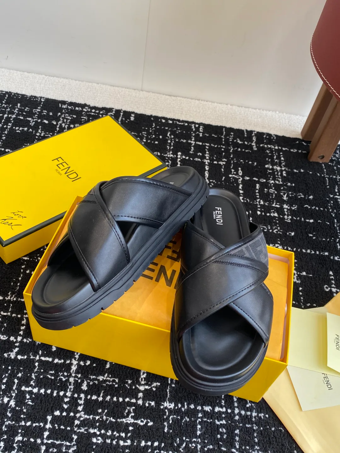 Шлепанцы Мужские Fendi 32904