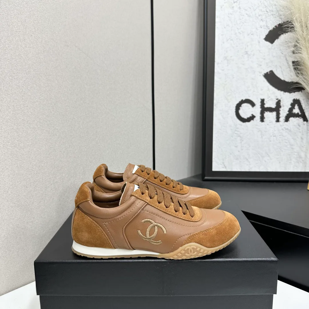 Кроссовки Женские Chanel 18083878