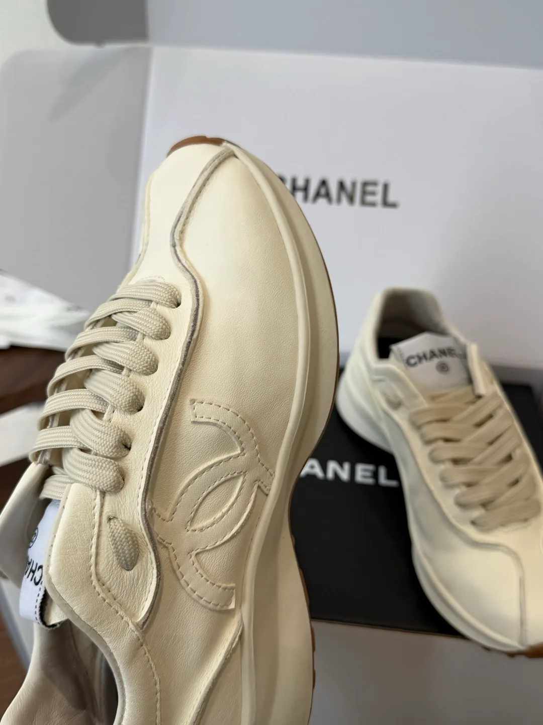 Кроссовки Женские Chanel 19554124