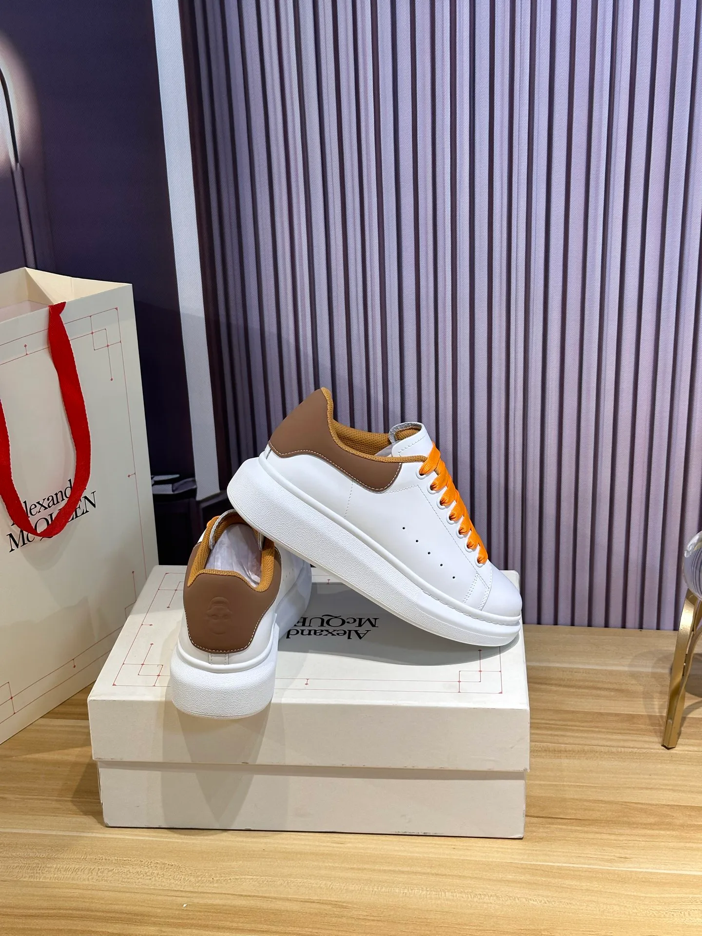 Кроссовки Женские Alexander Mcqueen 3470441