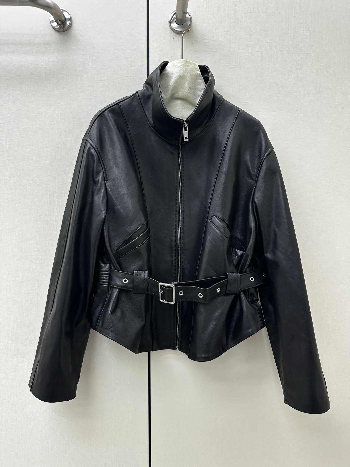 Кожаные Куртки И Дублёнки Женские Saint Laurent 18507719