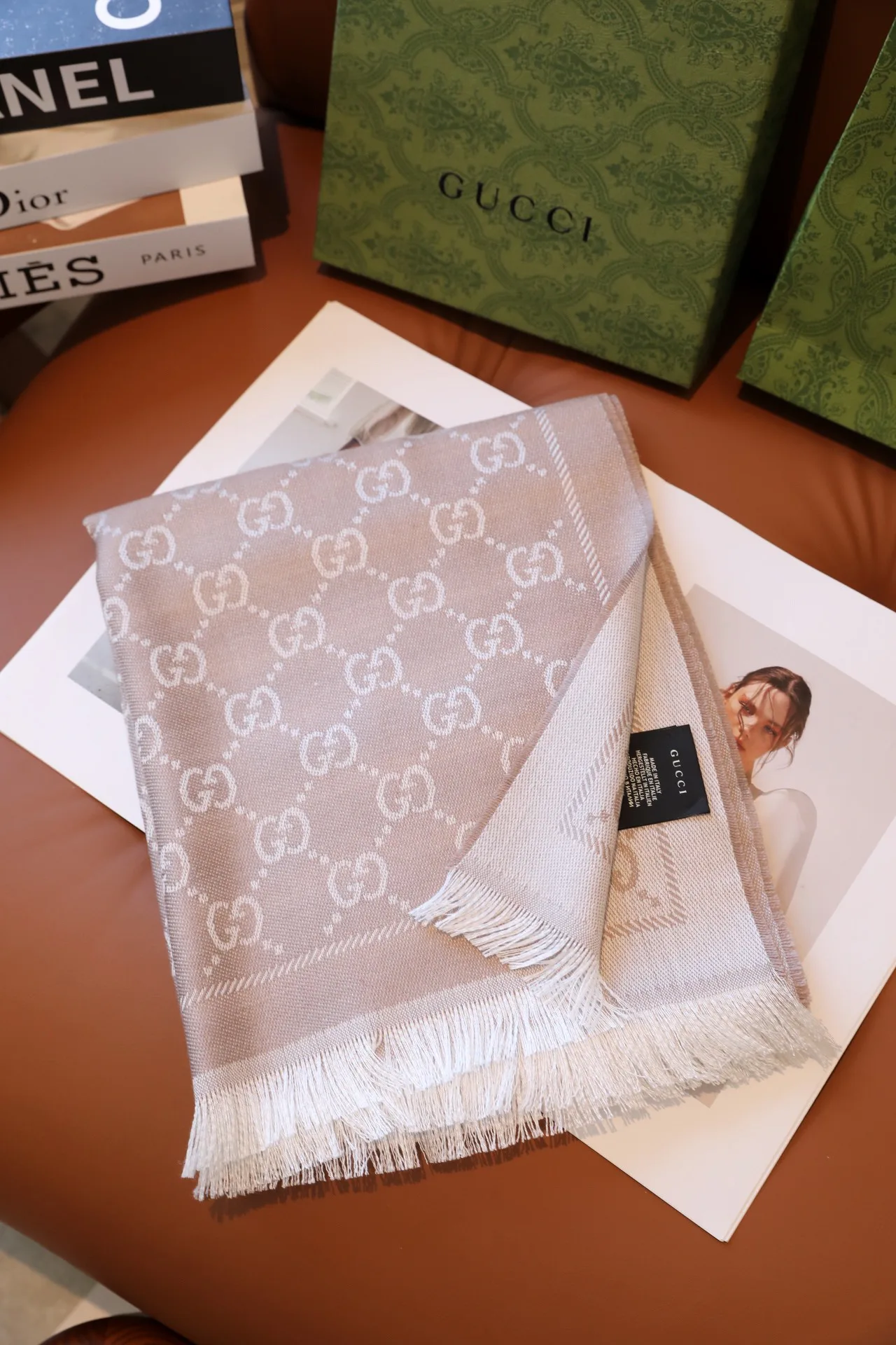 Шарфы Gucci 1644