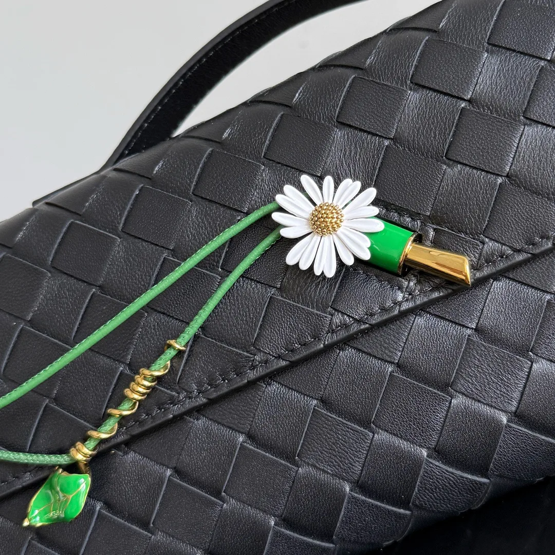 Клатчи Женские Bottega Veneta 11191842