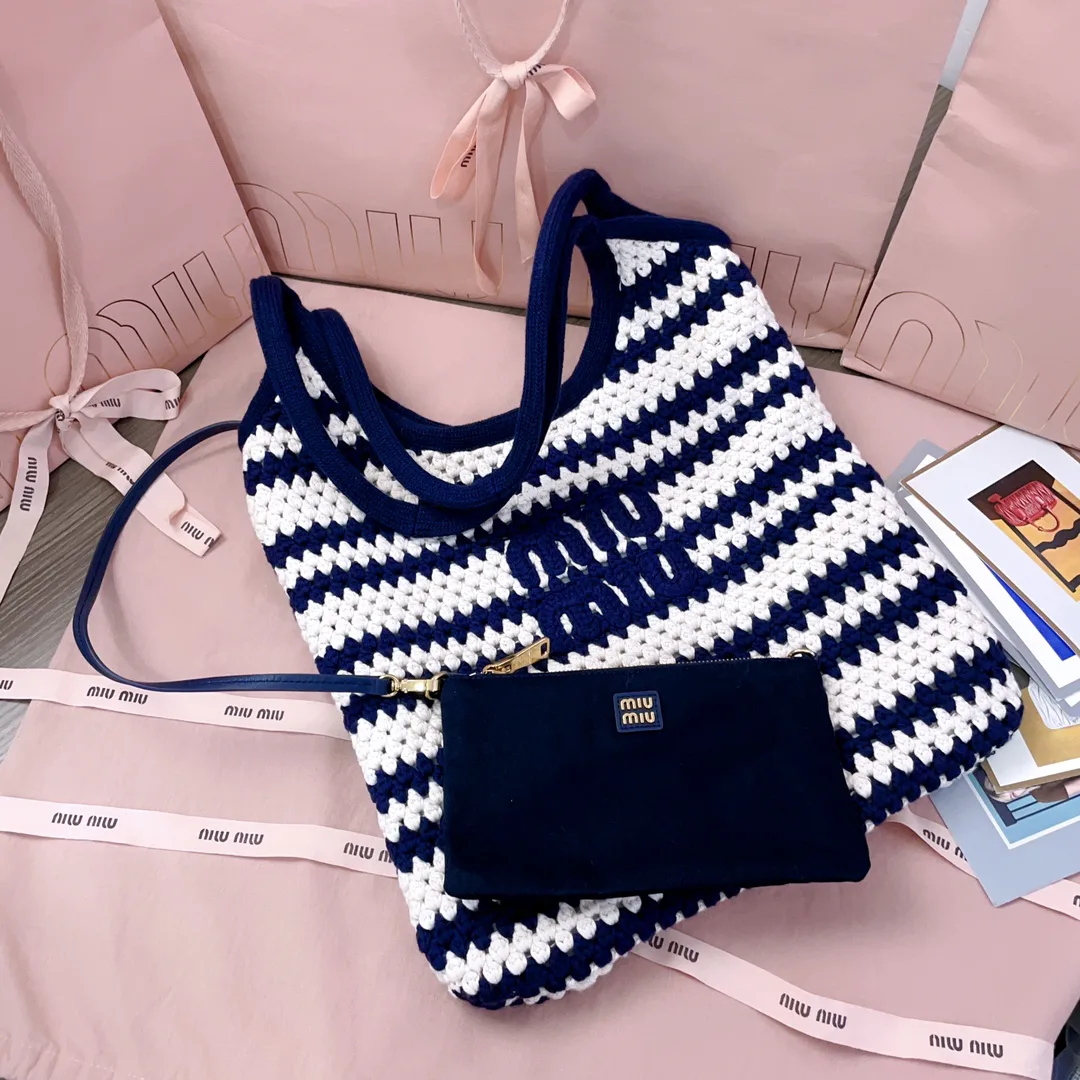 Классические Сумки Женские Miu Miu 445184