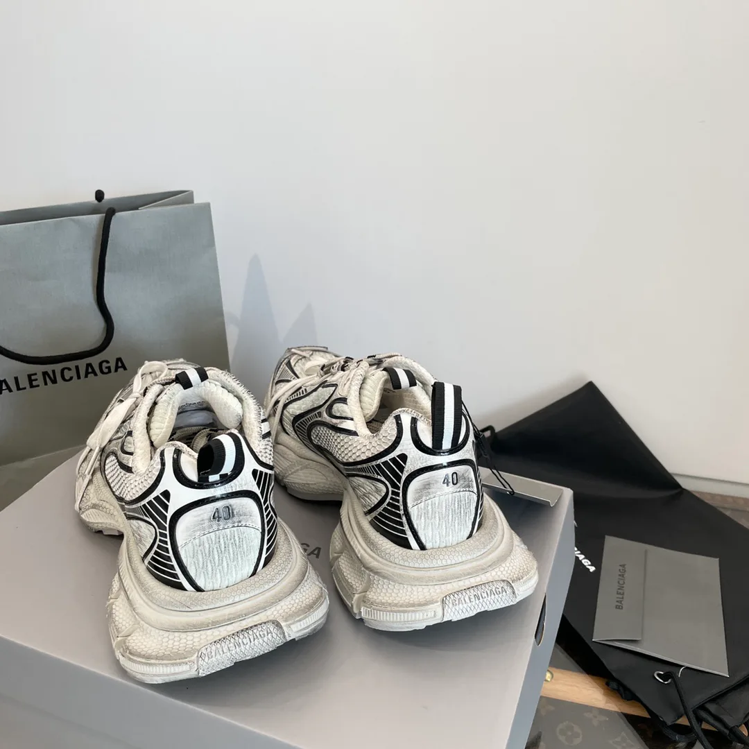 Кроссовки Женские Balenciaga 12656298