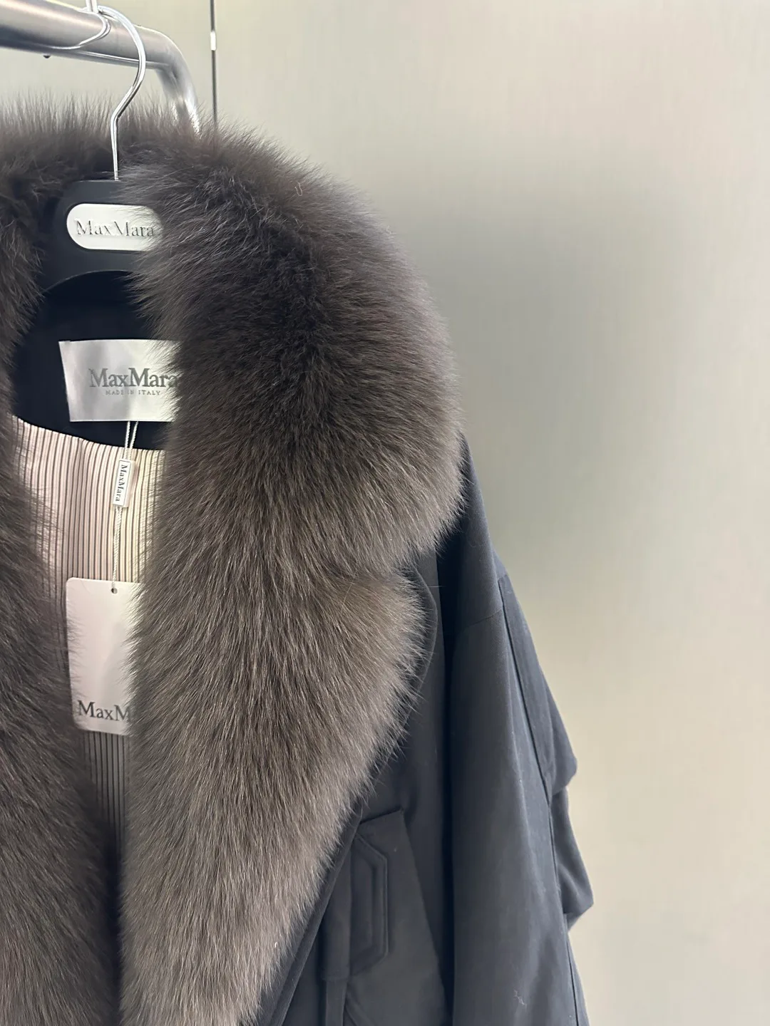 Куртки И Пуховики Женские Max Mara 550740