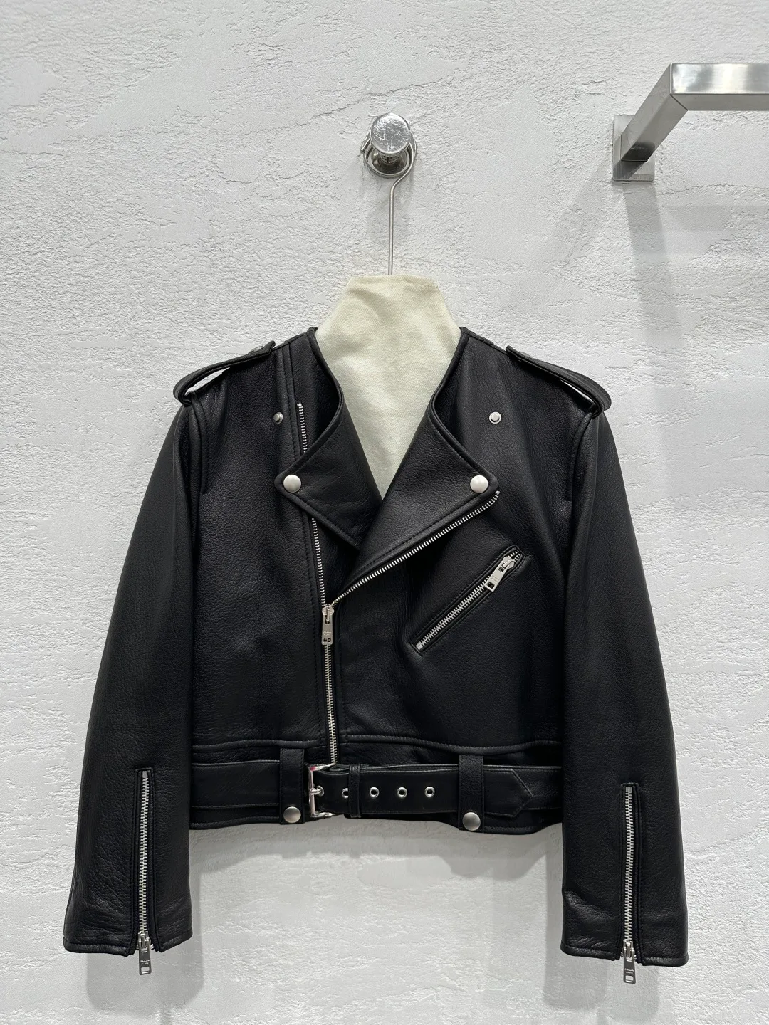 Куртки Женские Prada