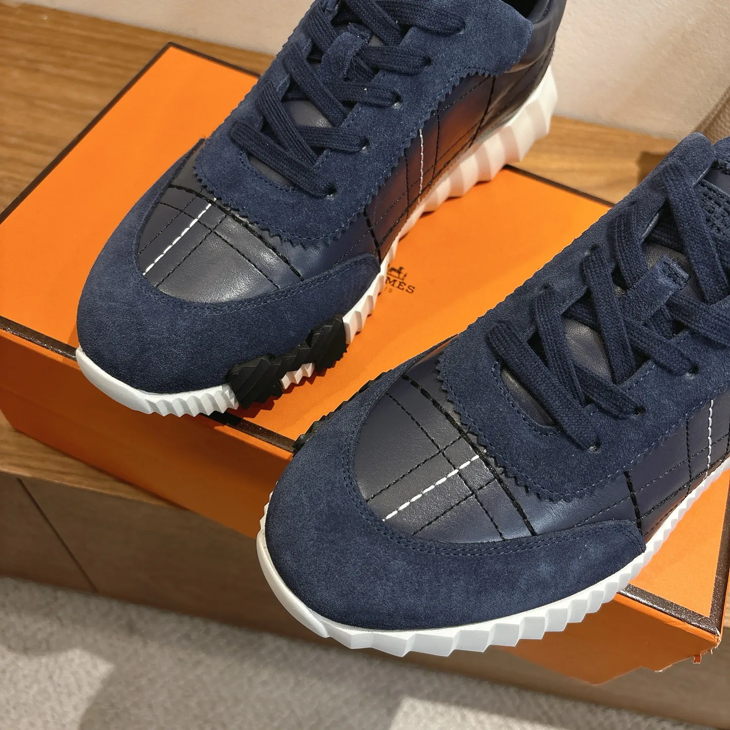 Кроссовки Женские Hermes 10031852