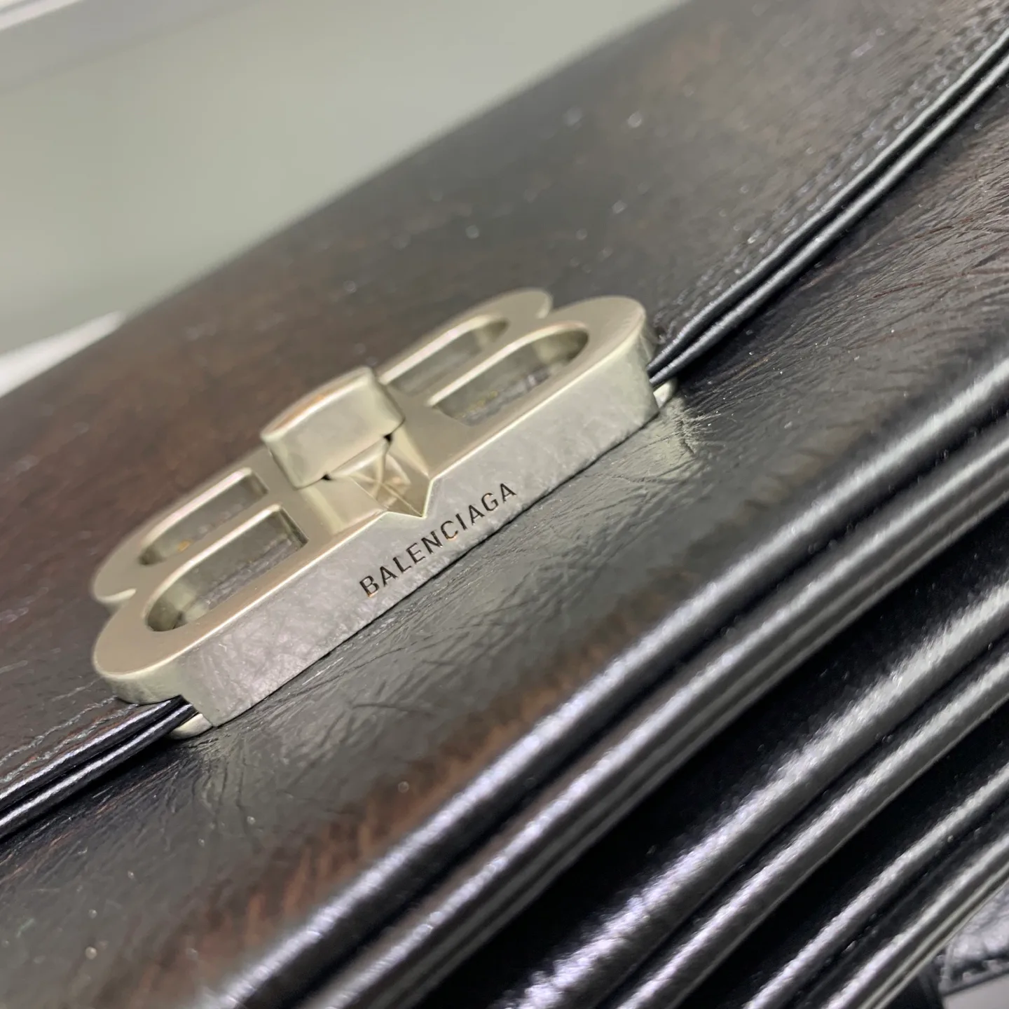 Классические Сумки Женские Balenciaga 18136441