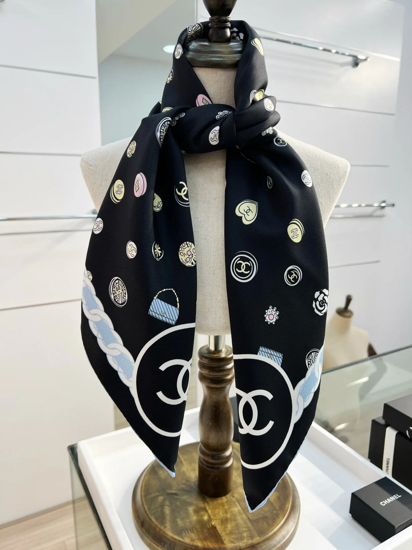 Шарфы Chanel 1020581