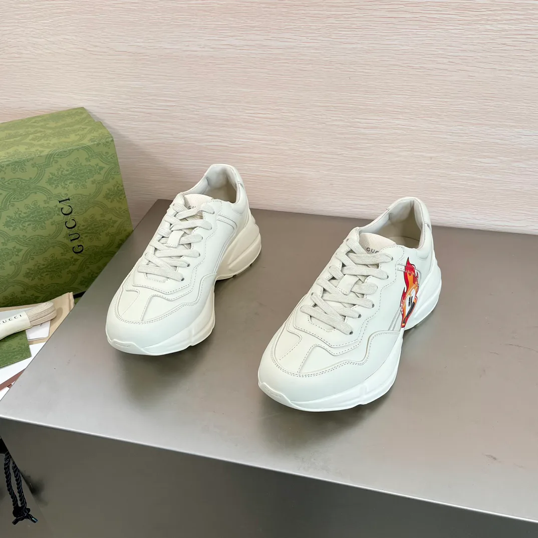 Кроссовки Женские Gucci 30416