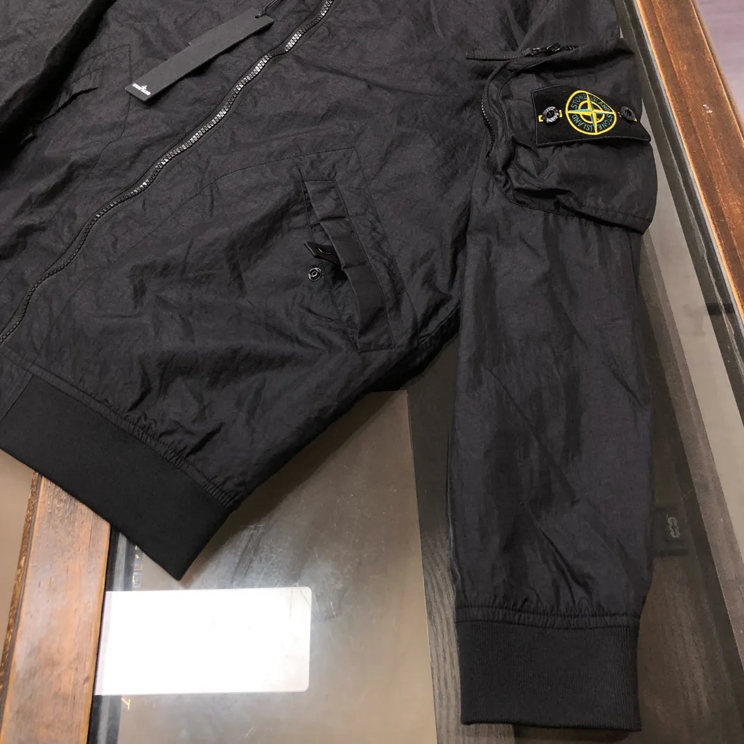 Куртки И Пуховики Мужские Stone Island 9642247