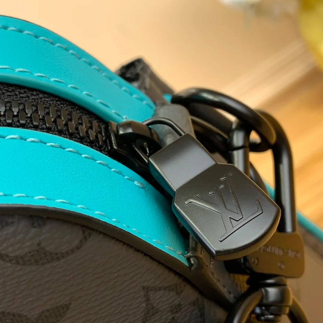 Сумки На Ремне Женские Louis Vuitton 5606