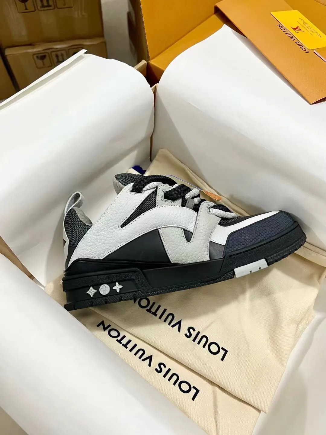 Кроссовки Женские Louis Vuitton 5665