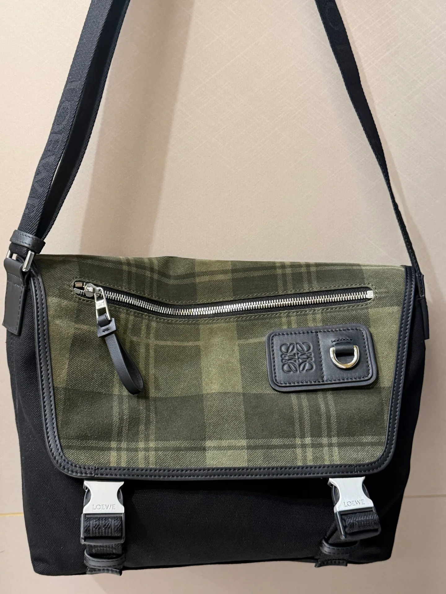 Сумки На Ремне Женские Loewe 11621898