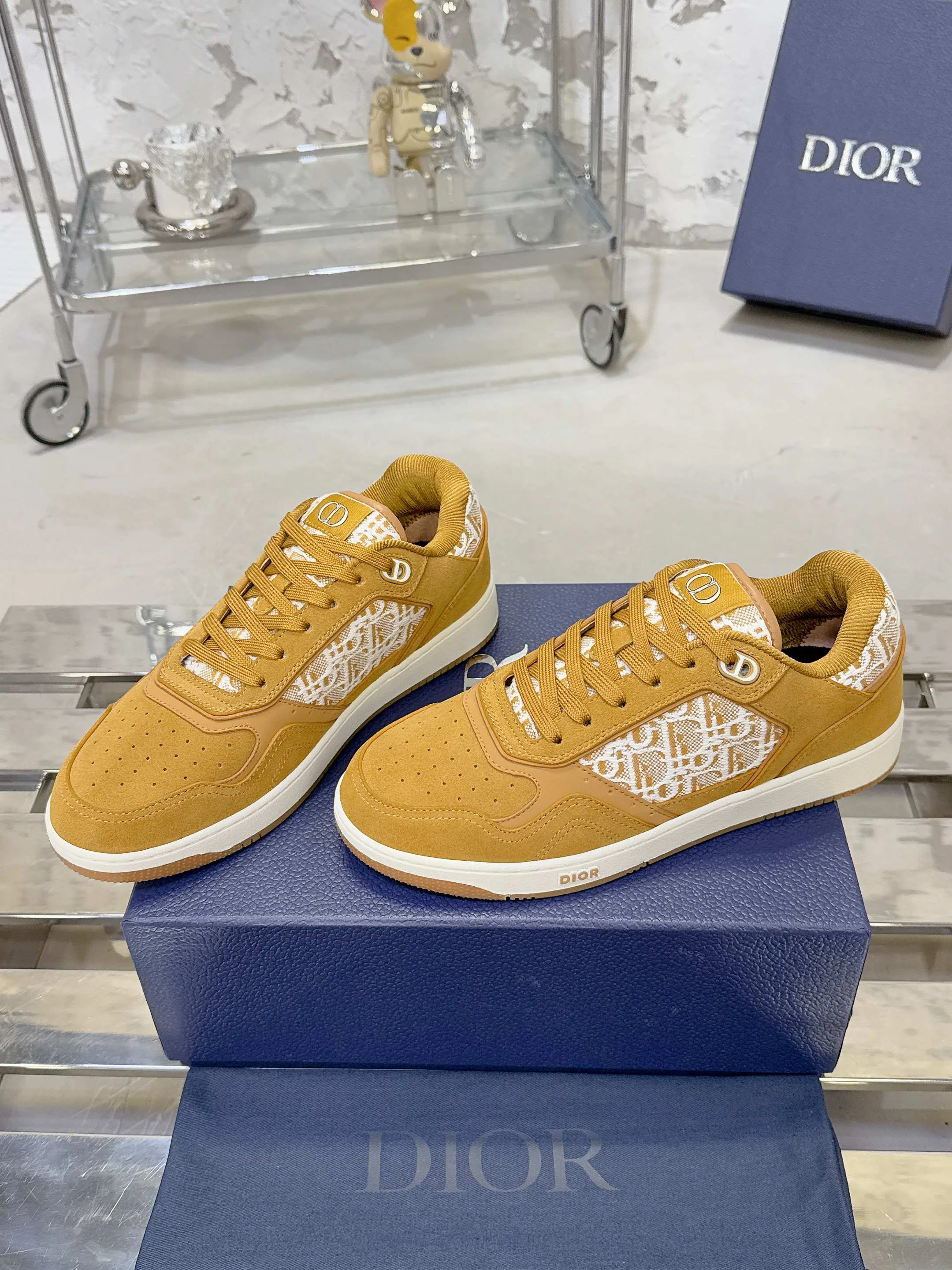 Кроссовки Женские Christian Dior 17467502