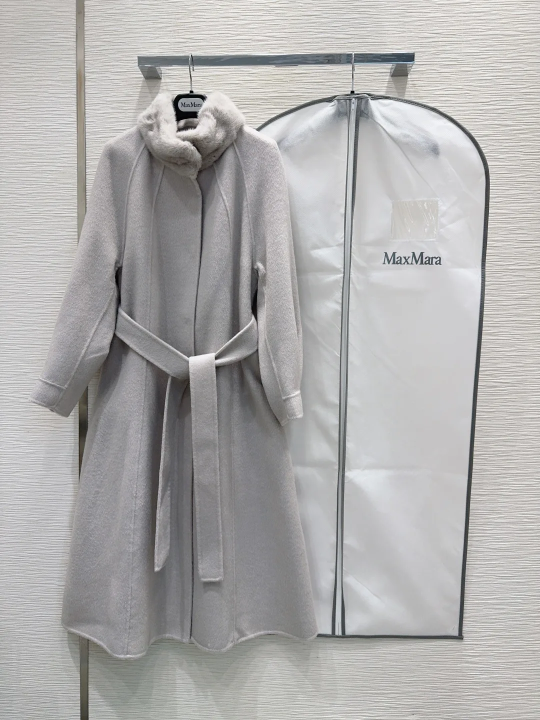 Пальто Женские Max Mara 18172474