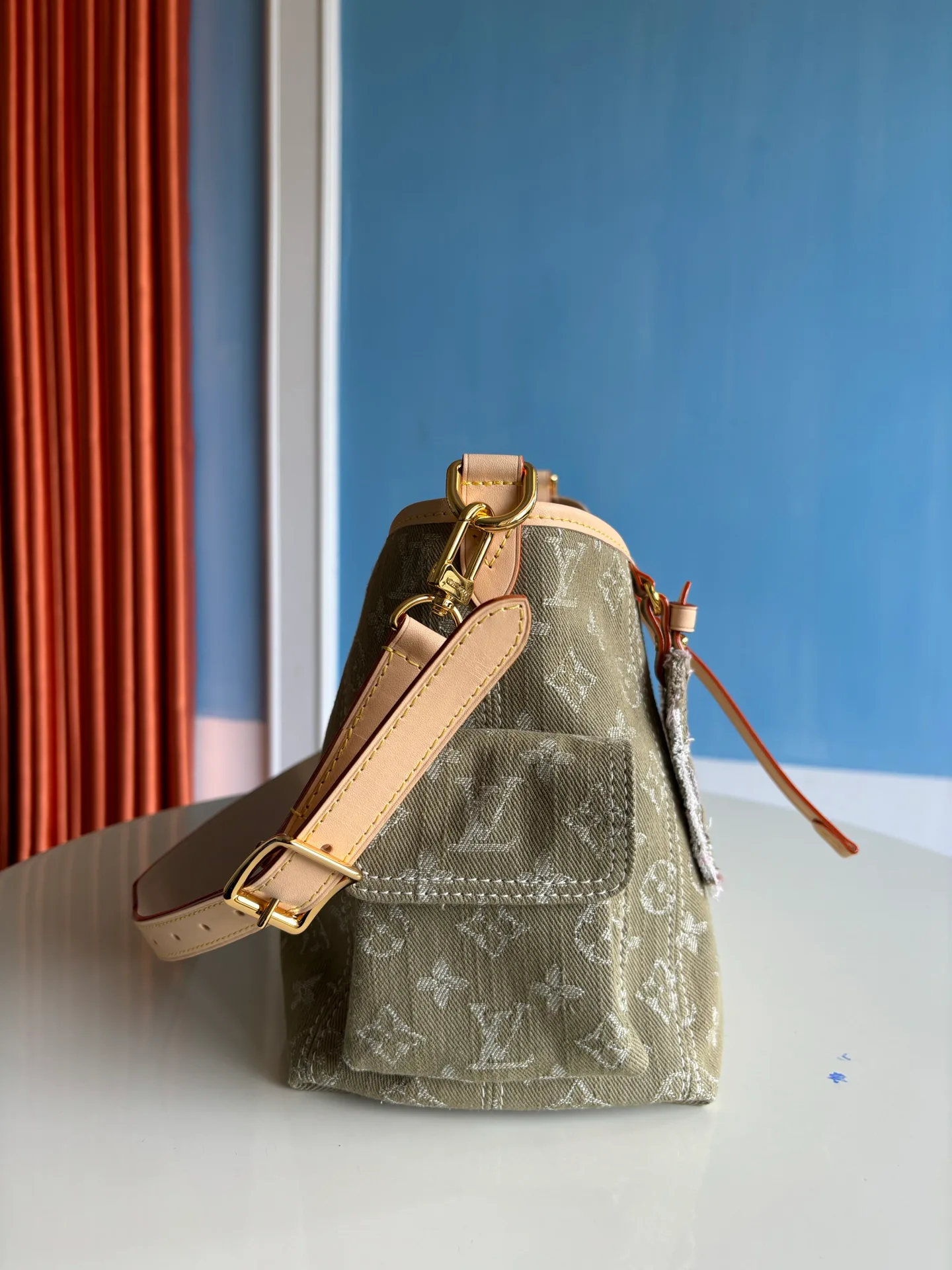 Классические Сумки Женские Louis Vuitton 12952216