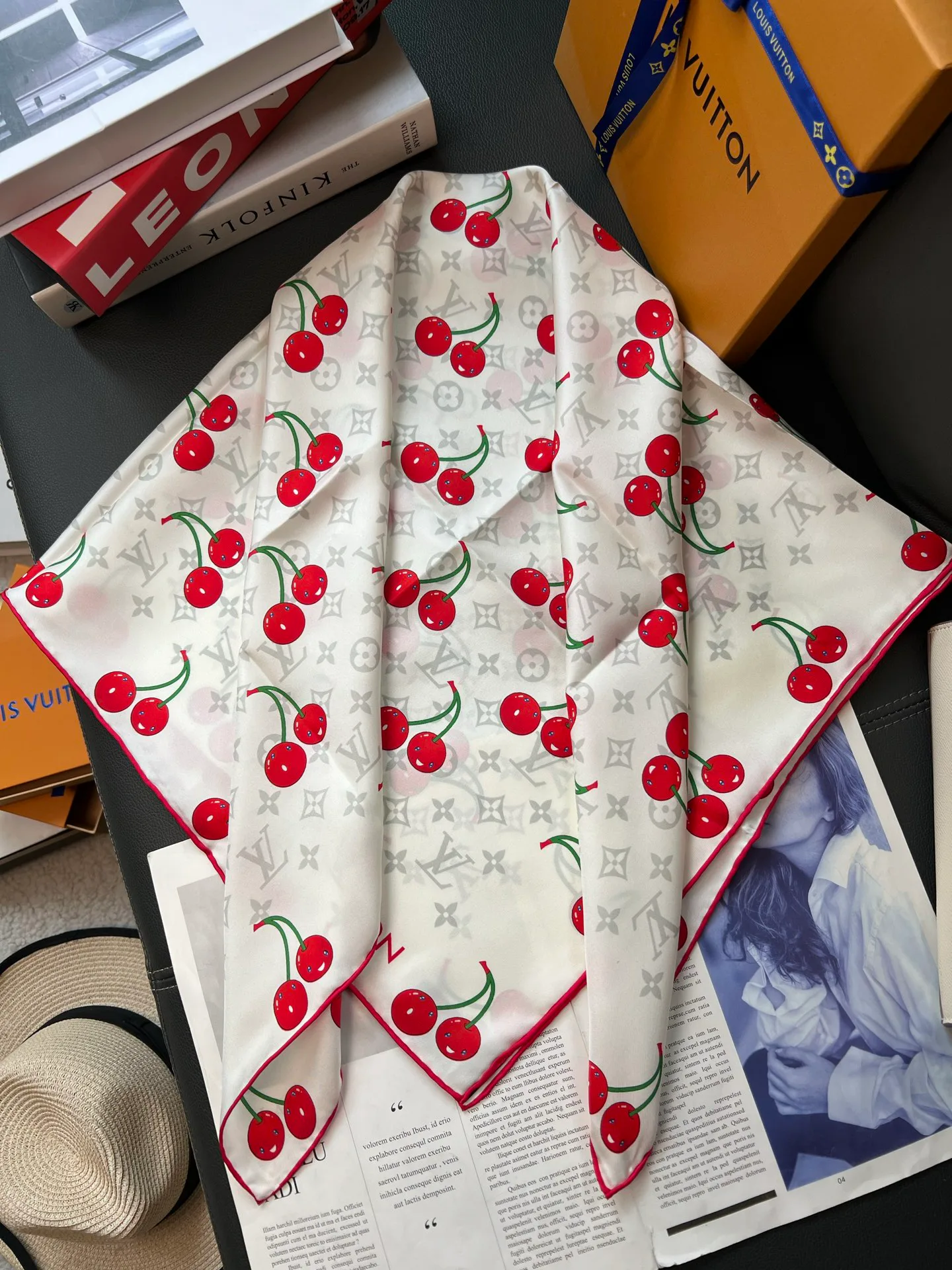 Платки Louis Vuitton 11910586