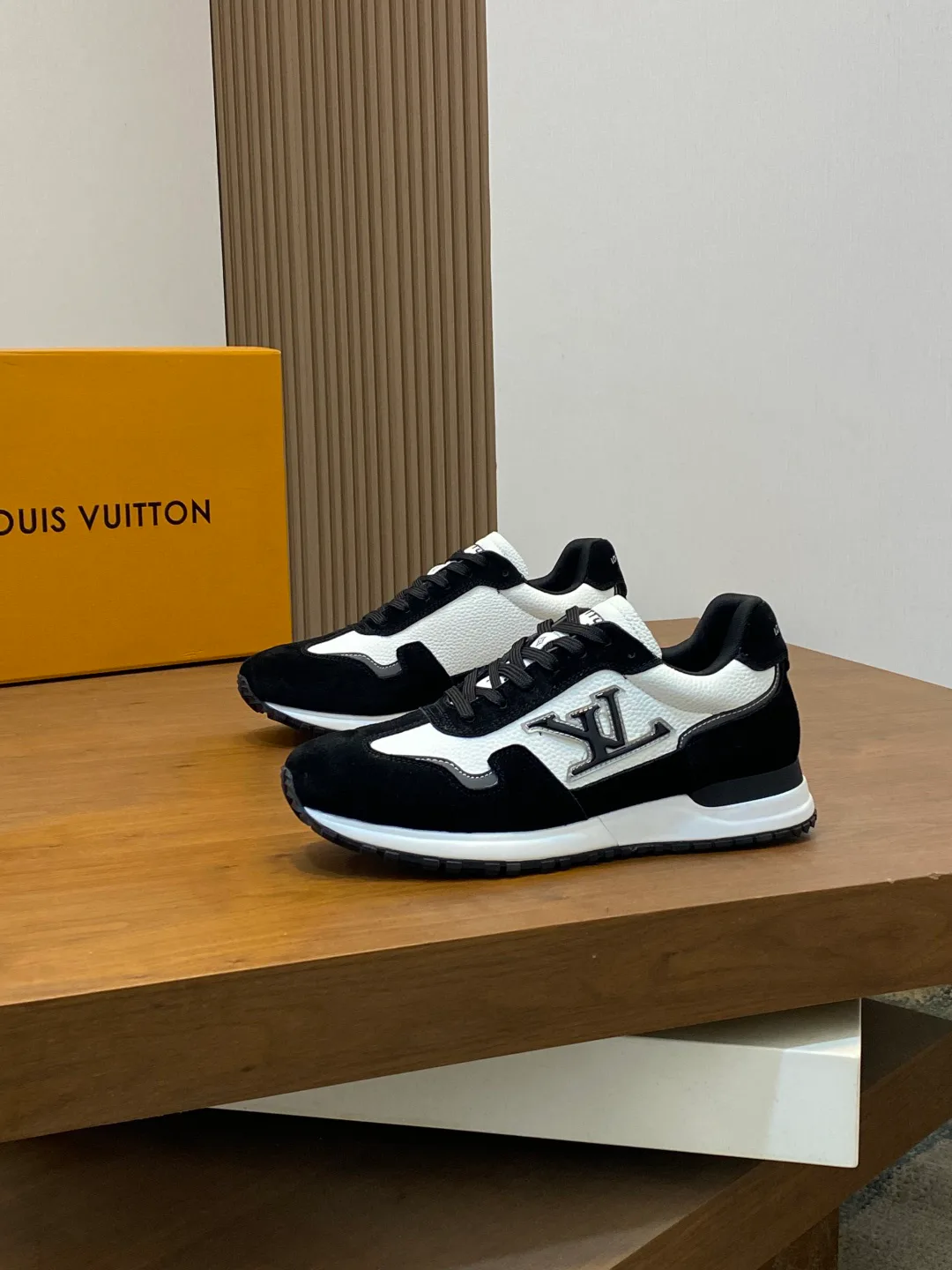 Кроссовки Мужские Louis Vuitton 860719