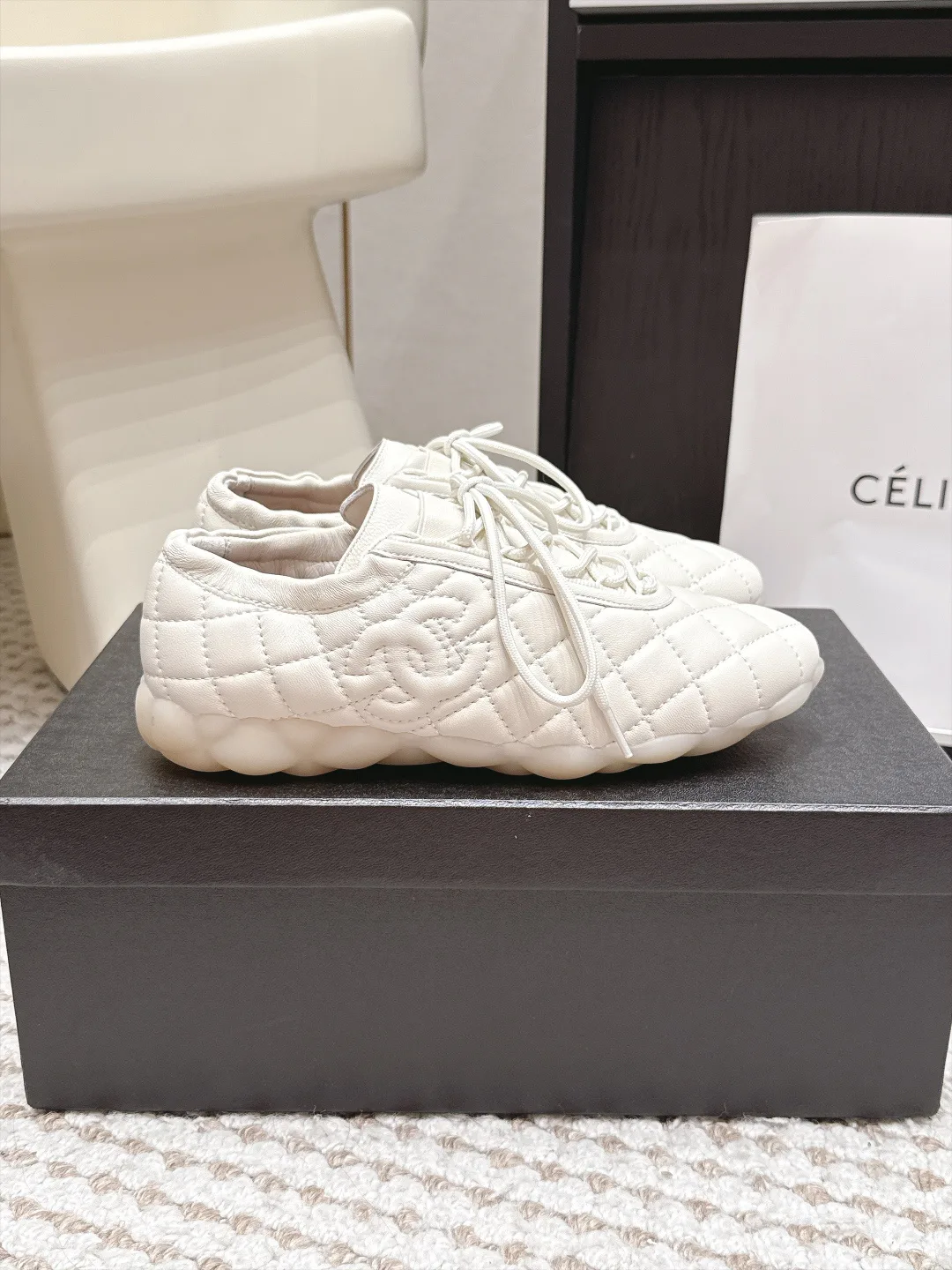 Кроссовки Женские Chanel 18034930