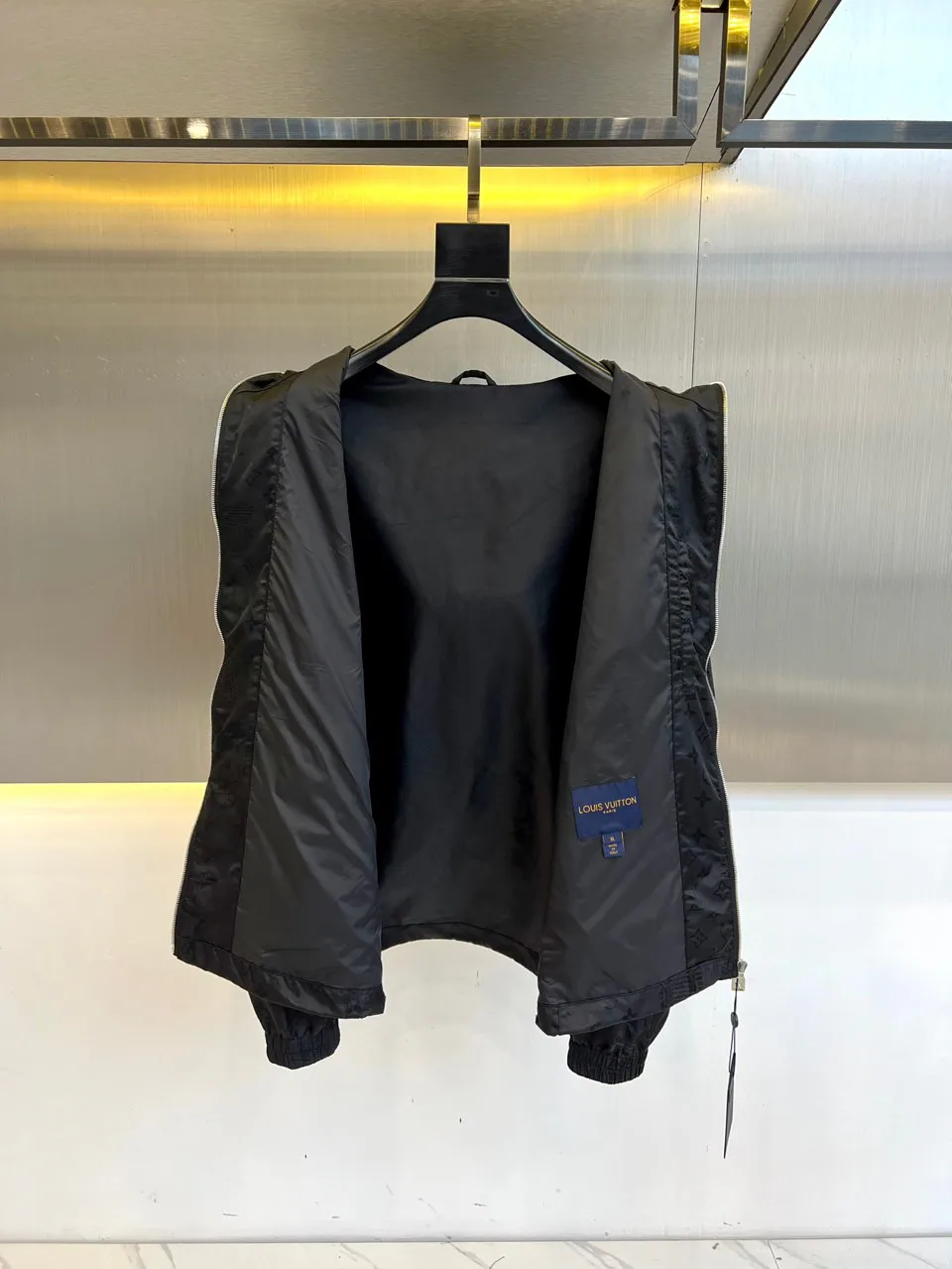 Куртки И Пуховики Мужские Louis Vuitton 30649