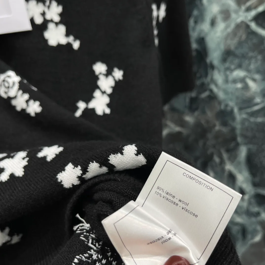Джемперы И Свитеры Женские Chanel 11700331
