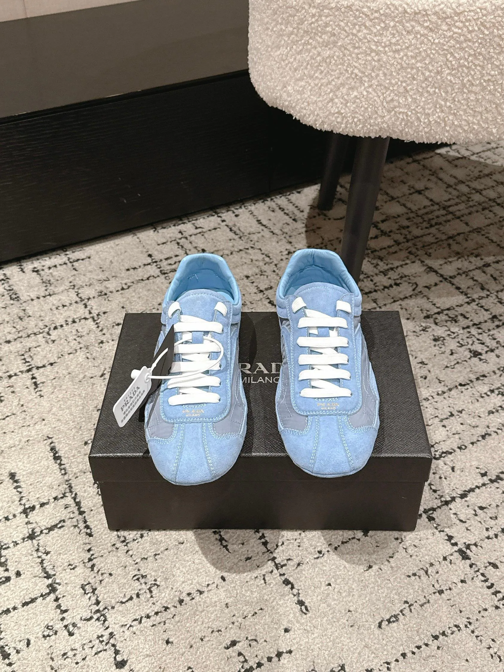 Кроссовки Женские Prada 11185330