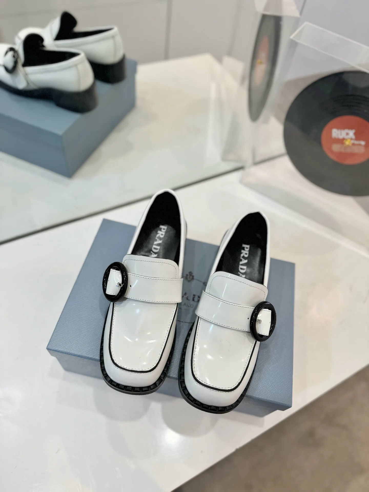 Лоферы Женские Prada 265101