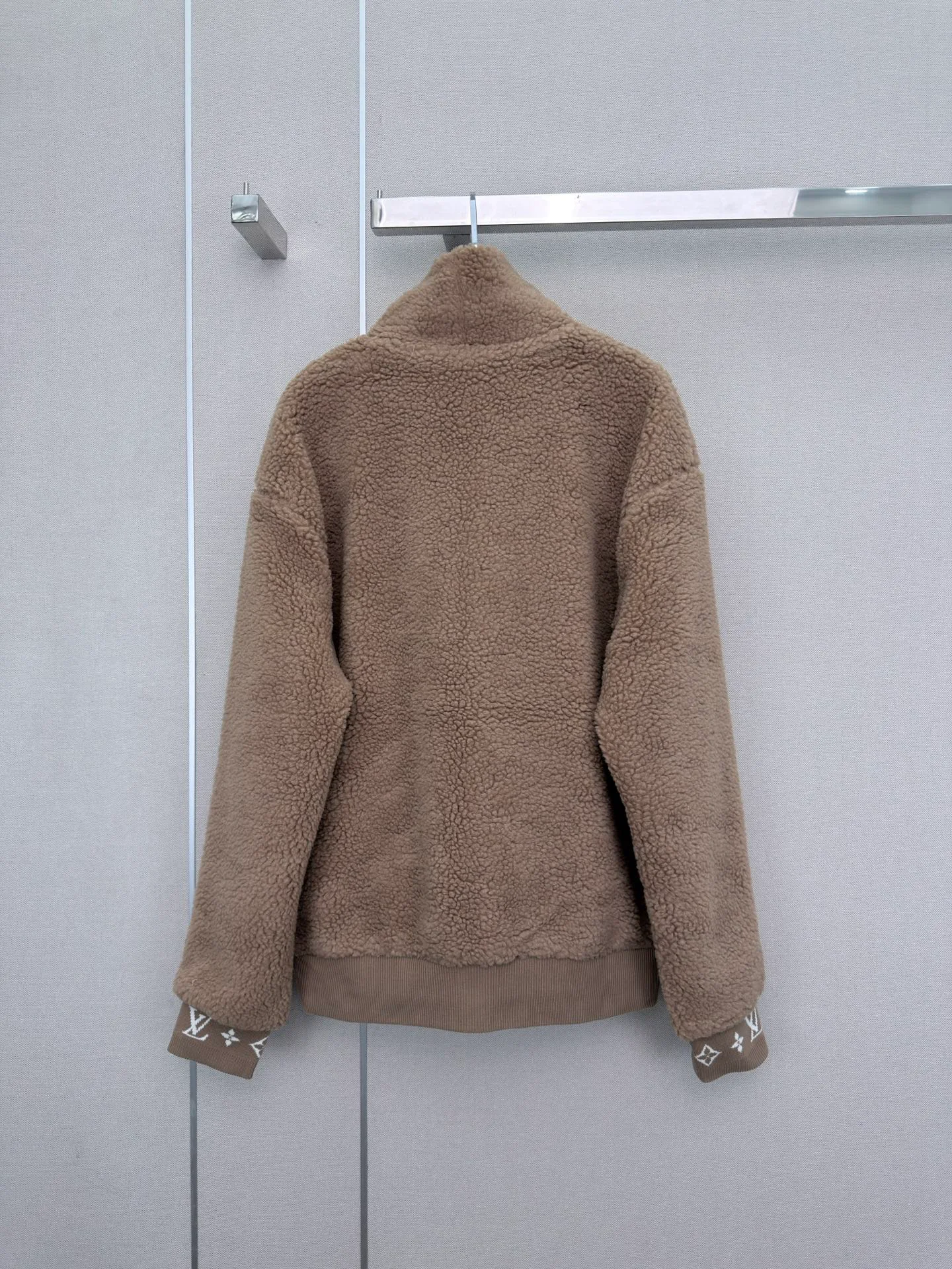 Куртки И Пуховики Женские Louis Vuitton 19981715