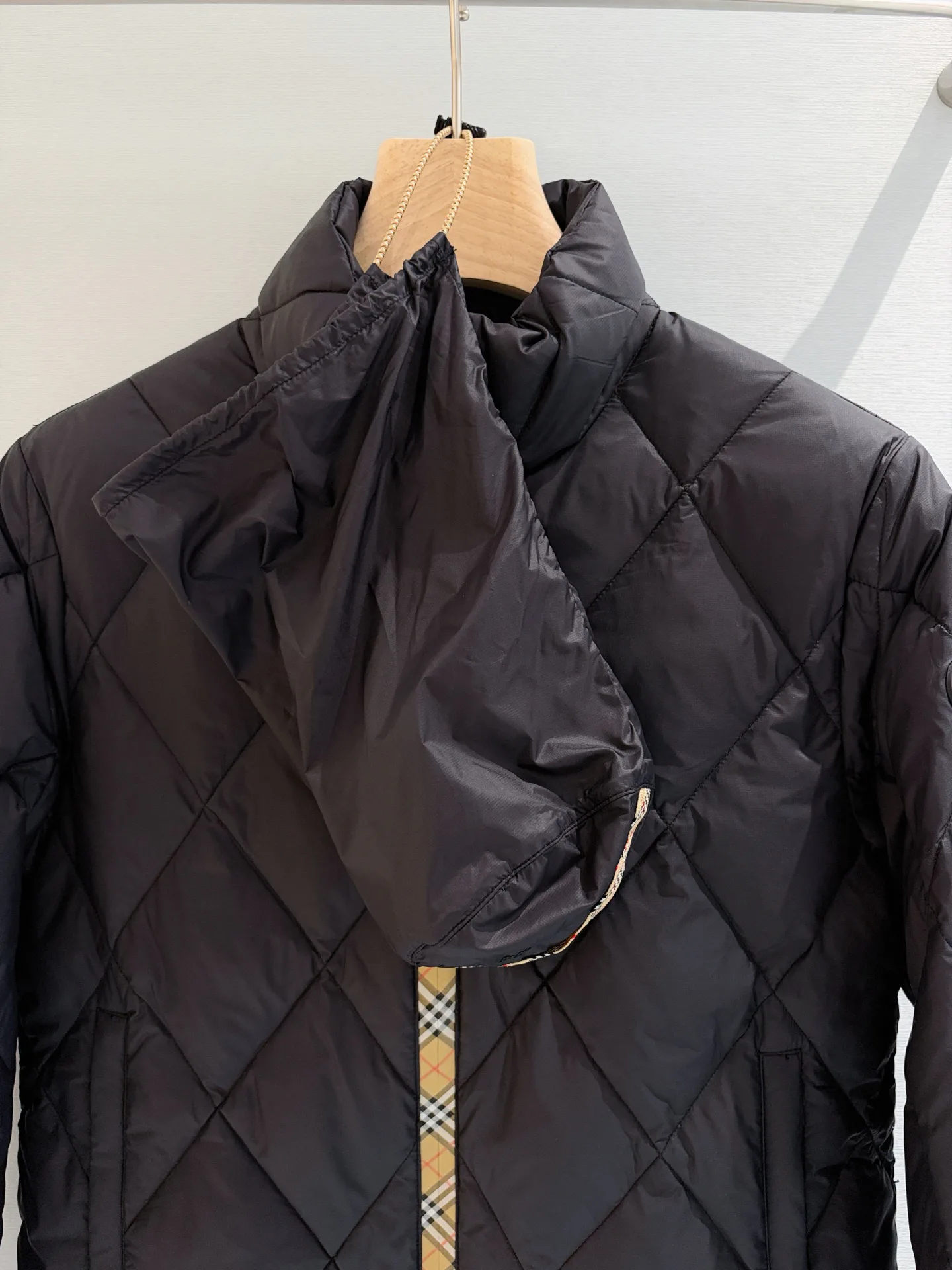 Куртки И Пуховики Женские Burberry 18911376