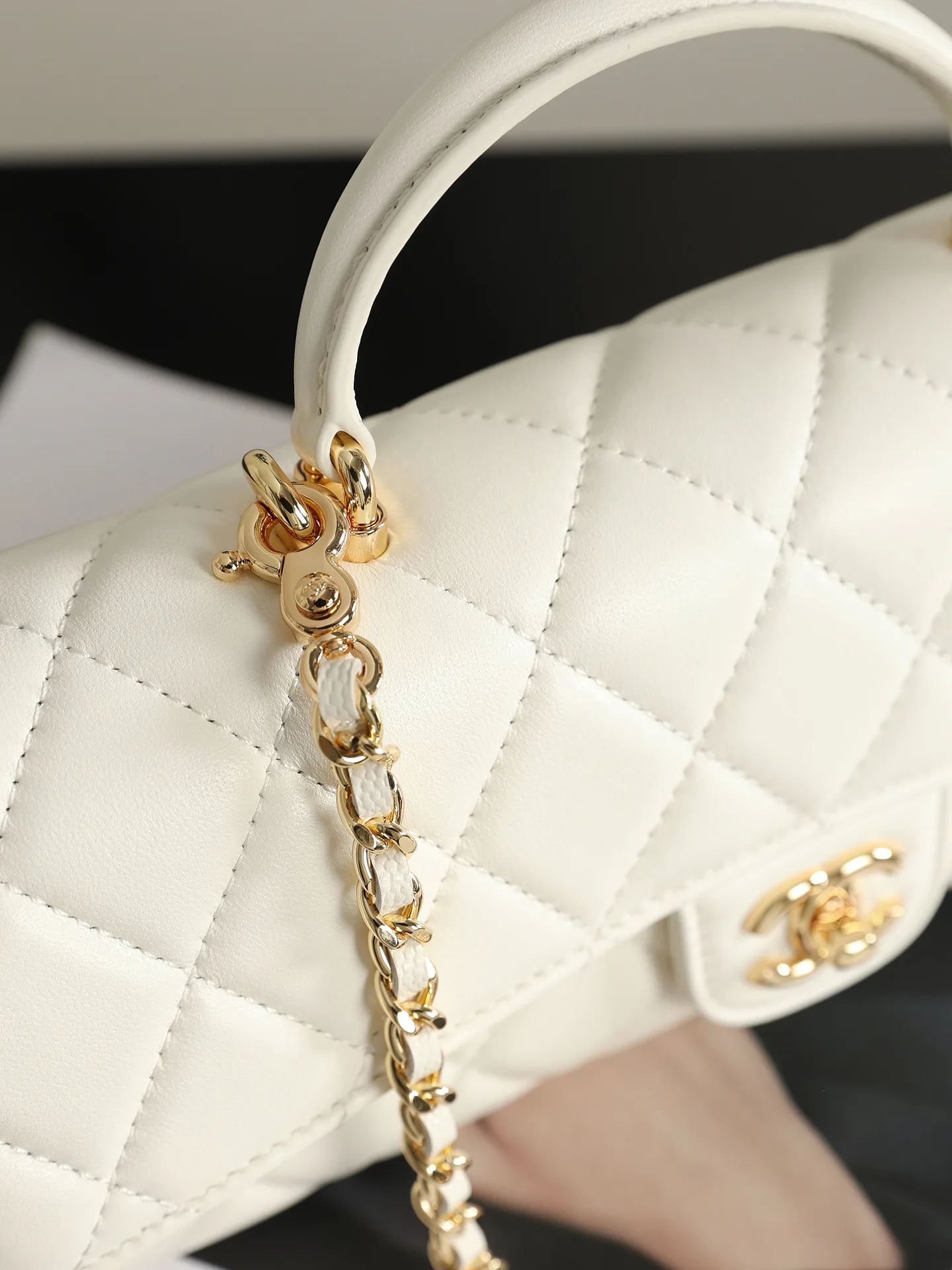 Классические Сумки Женские Chanel 18000336