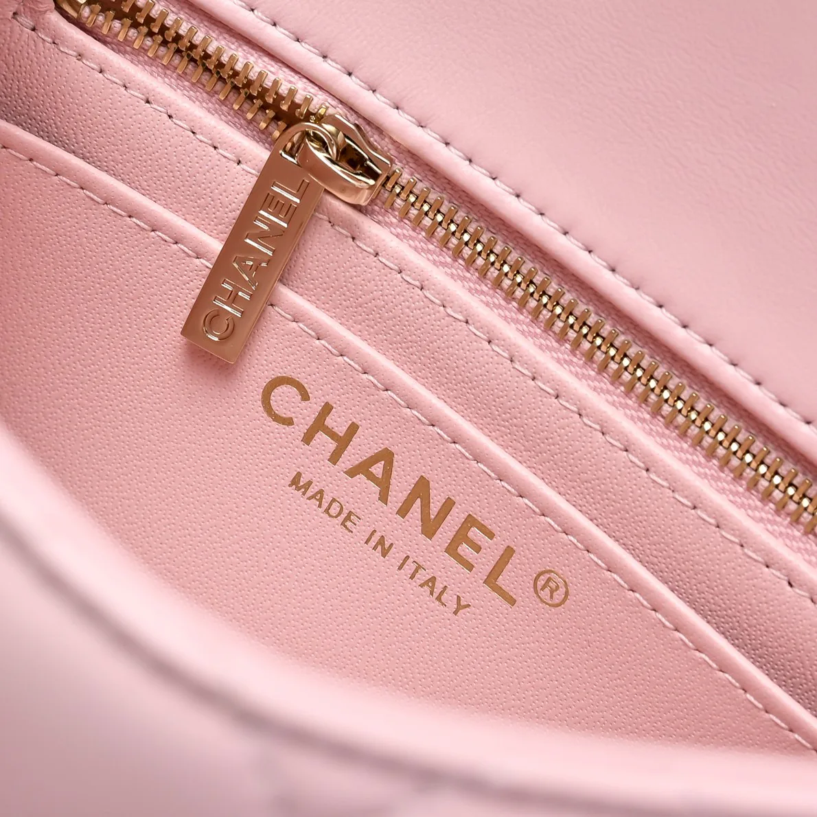 Классические Сумки Женские Chanel 18207683