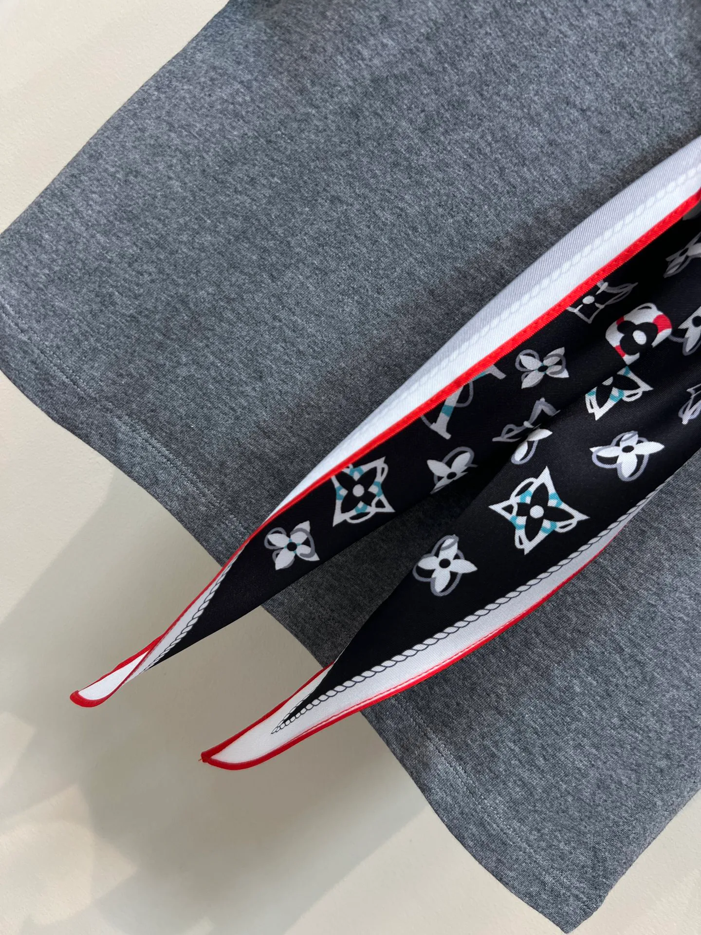 Футболки Женские Louis Vuitton 13237645