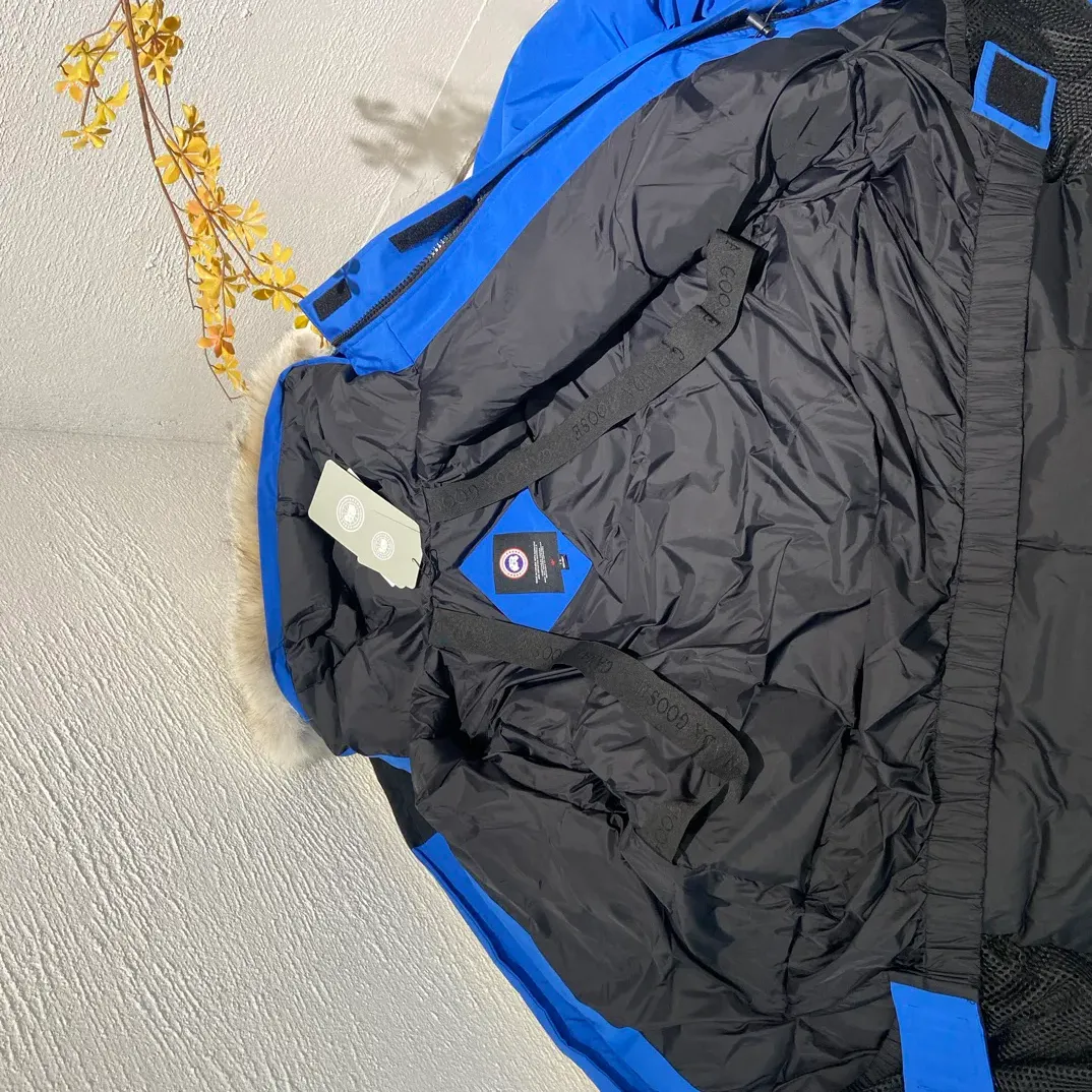 Куртки И Пуховики Женские Canada Goose 830229