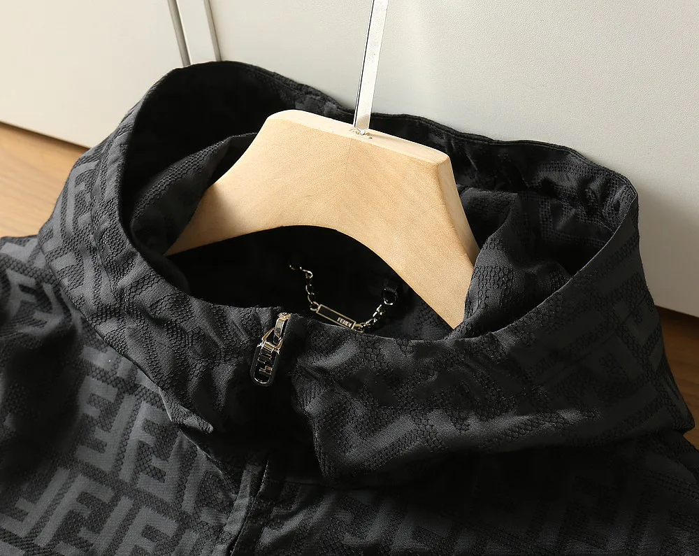 Куртки И Пуховики Мужские Fendi 2998636