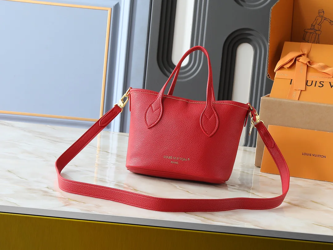 Сумки На Ремне Женские Louis Vuitton 71264