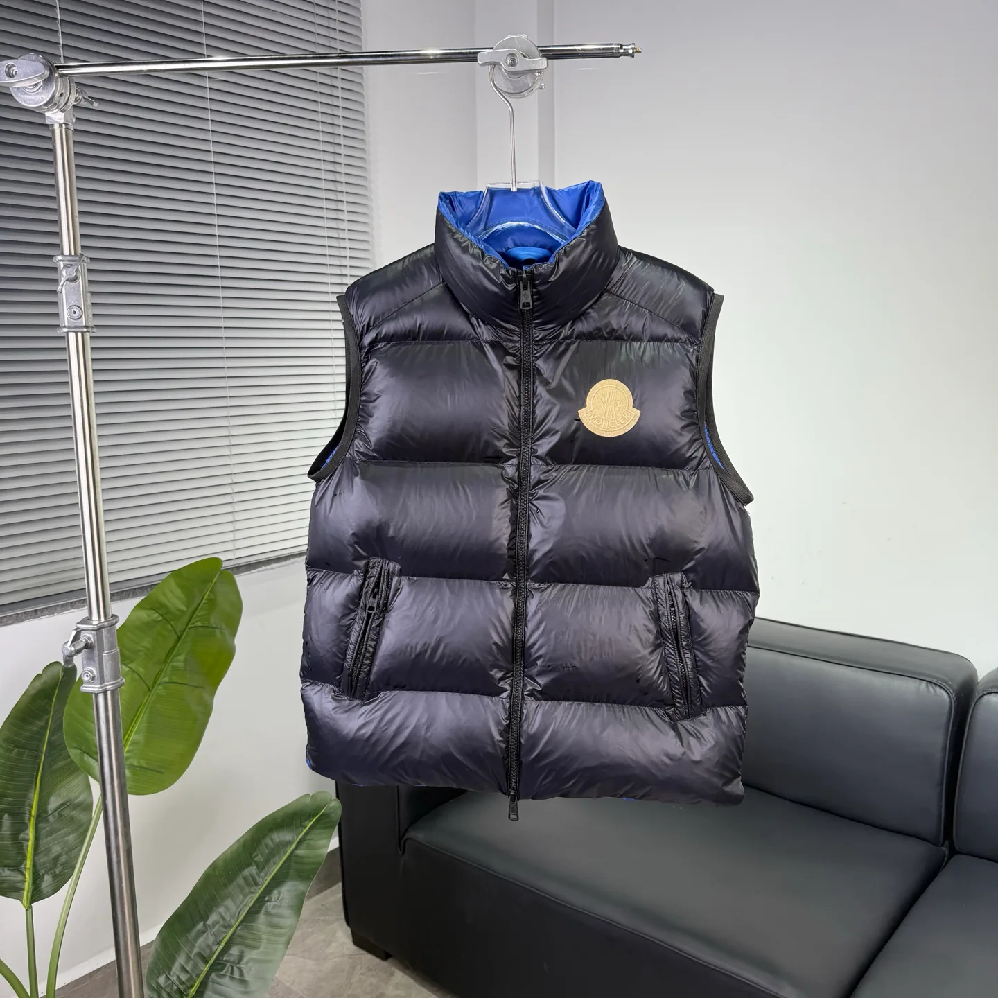 Жилеты Женские Moncler 18615280