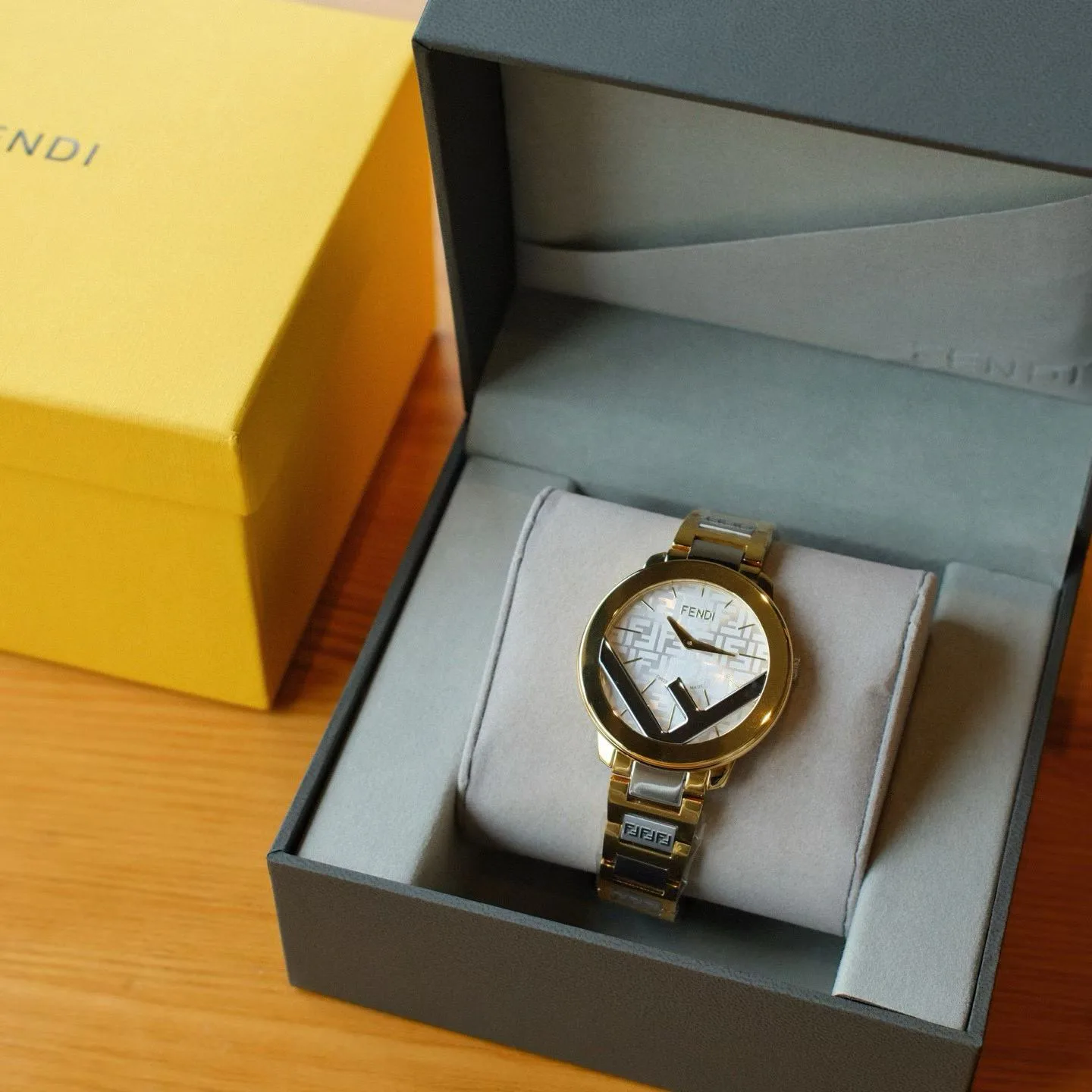 Часы Женские Fendi 4865386