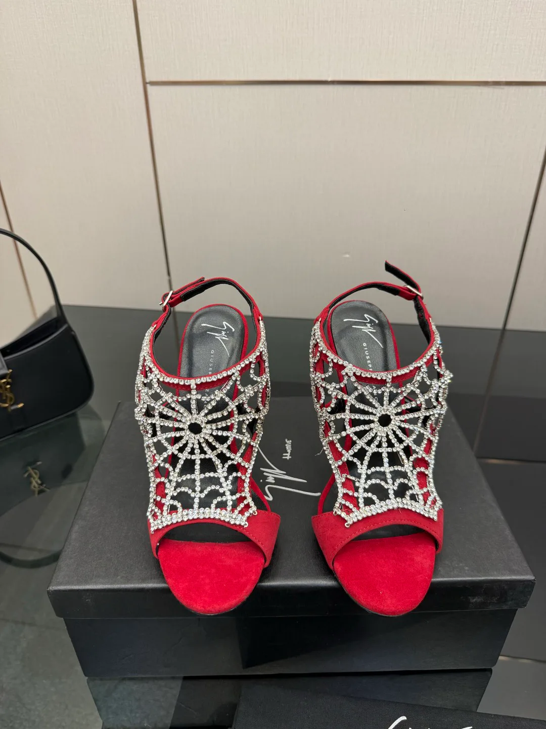 Босоножки Женские Giuseppe Zanotti 14555355