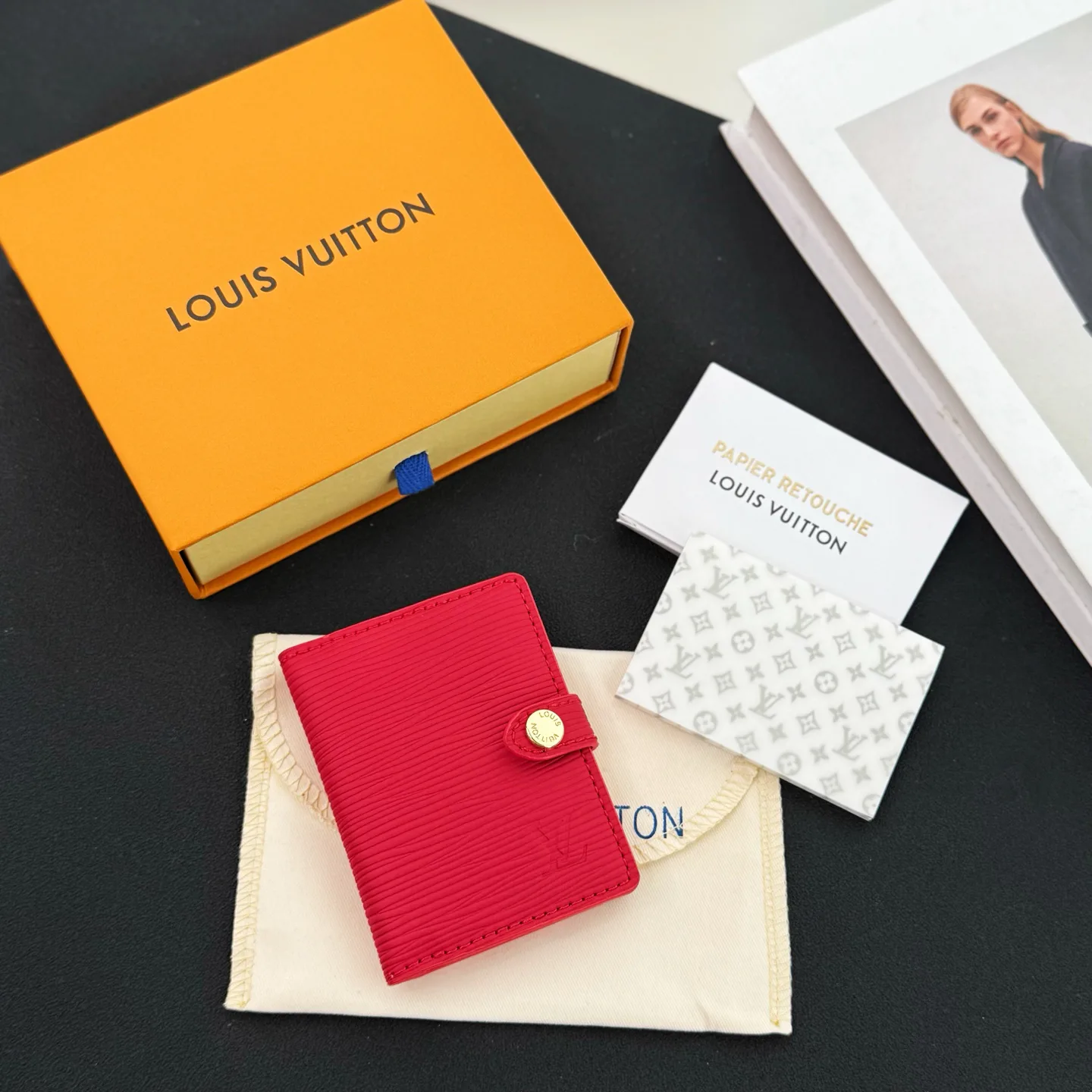 Визитницы Louis Vuitton 553170